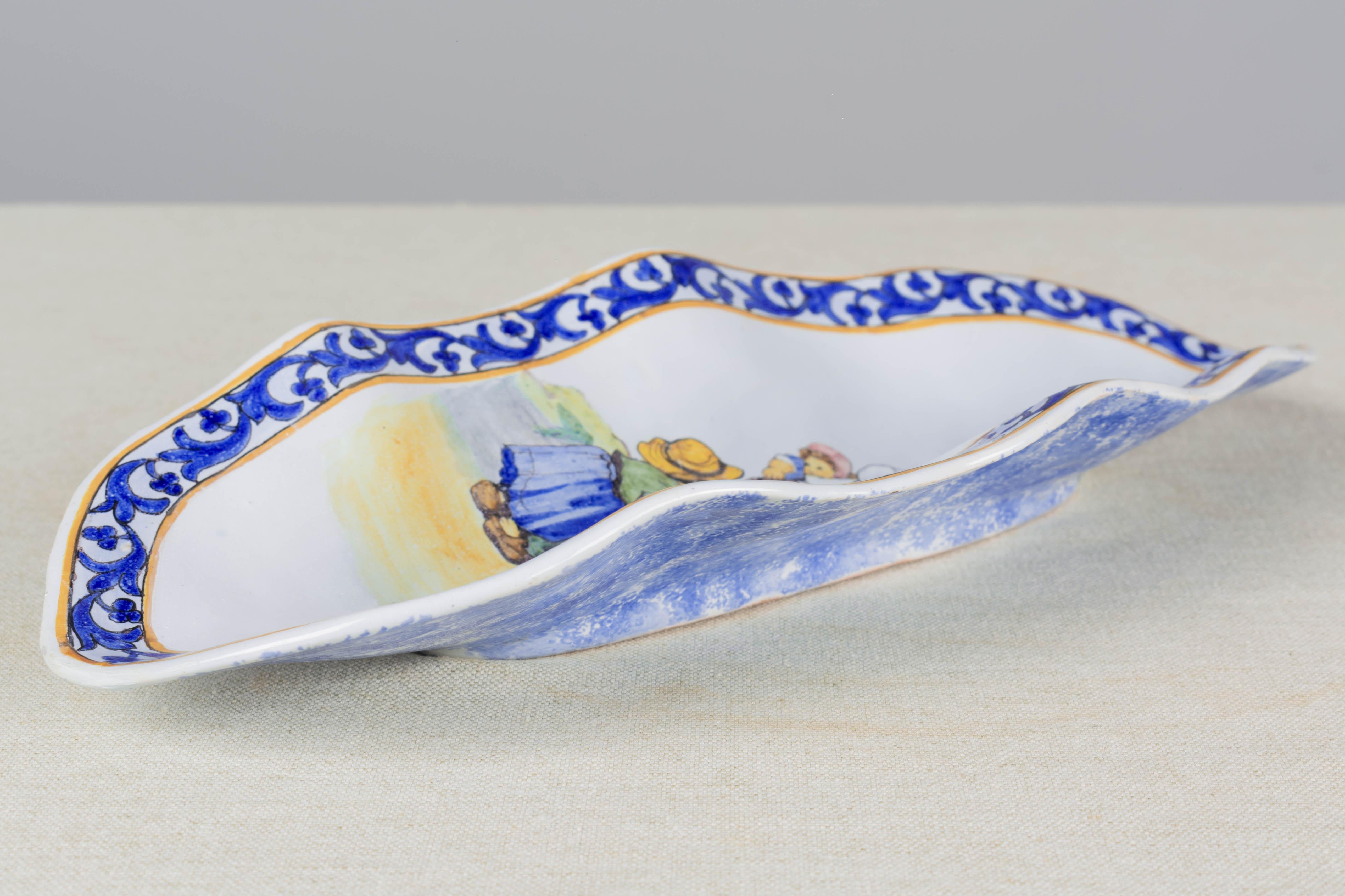 Hand-Crafted 19th Century French Porquier Beau Quimper Faience Dish For Sale