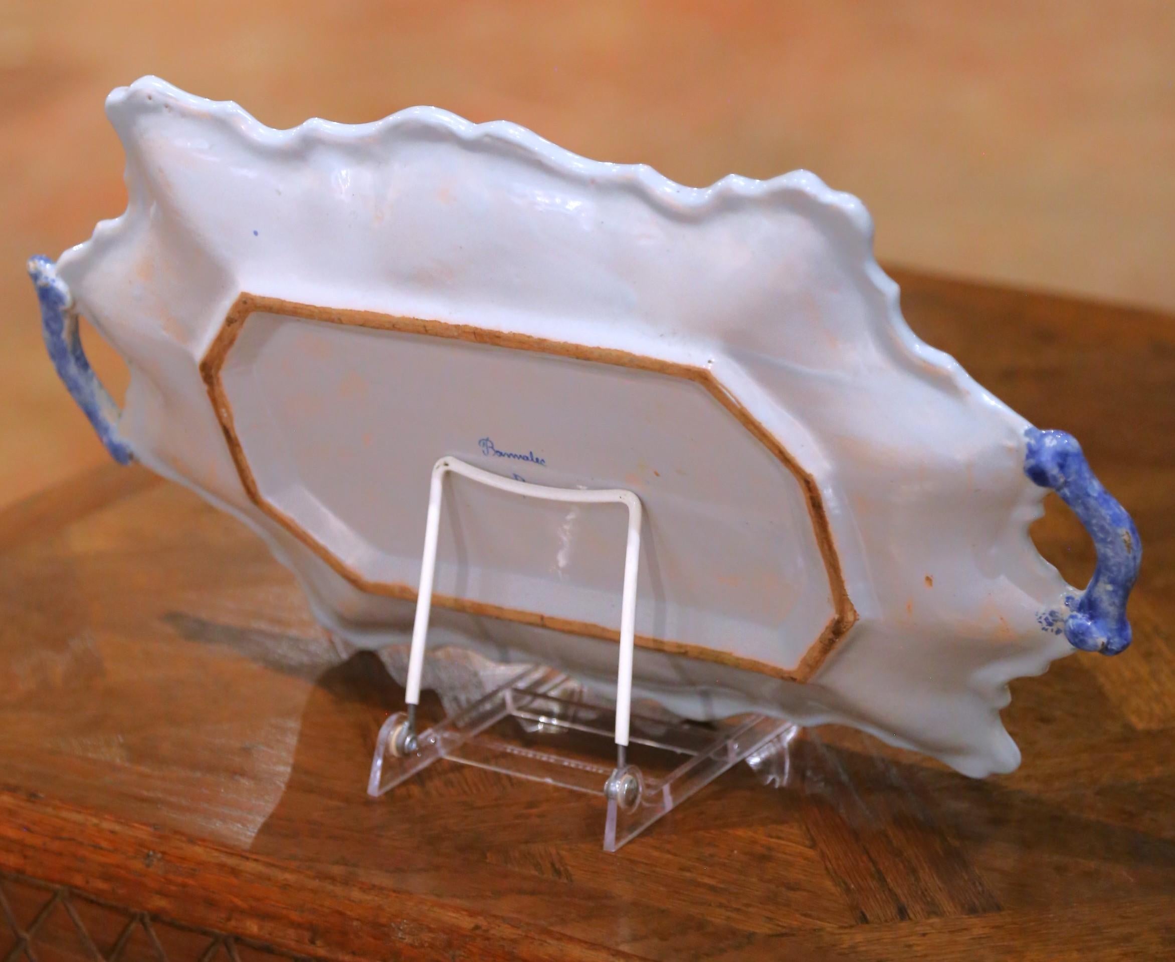 Plateau en faïence Porquier-Beau Quimper du 19ème siècle avec poignées en vente 2