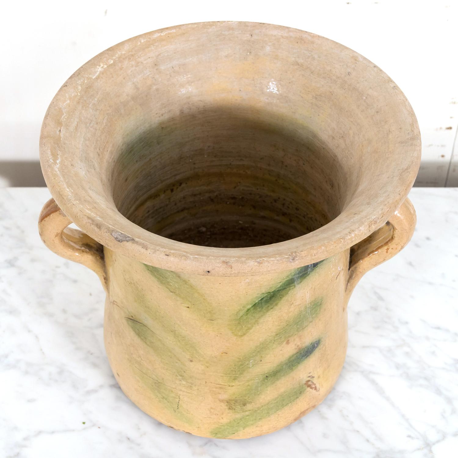 antique chamber pot