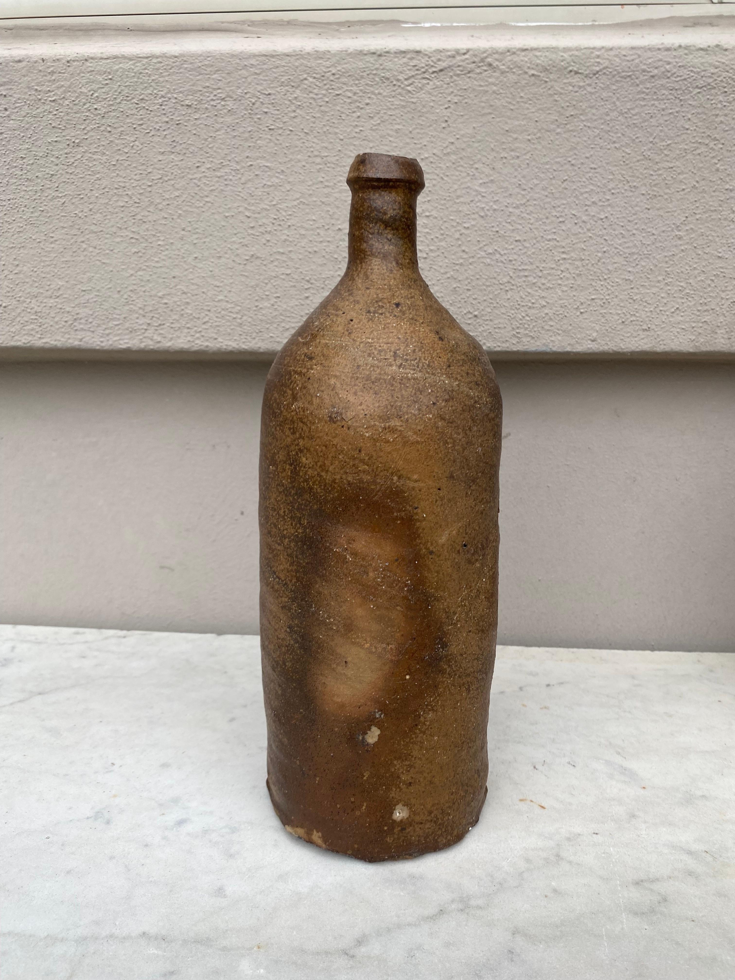19th Century, French, Pottery Cider Bottle from Normandy In Good Condition For Sale In Austin, TX