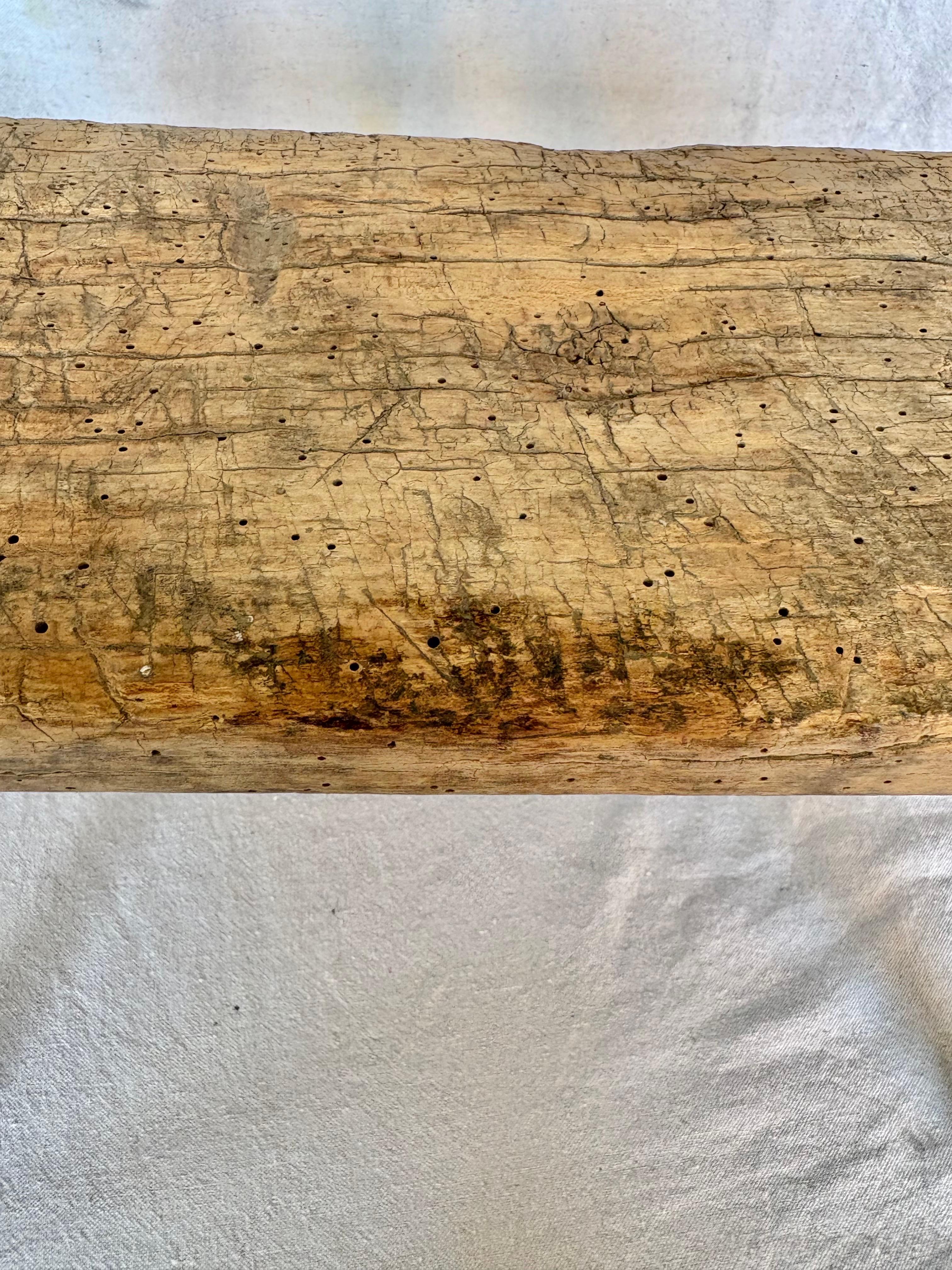 19. Jahrhundert Französisch Primitive Wood Bench im Angebot 3