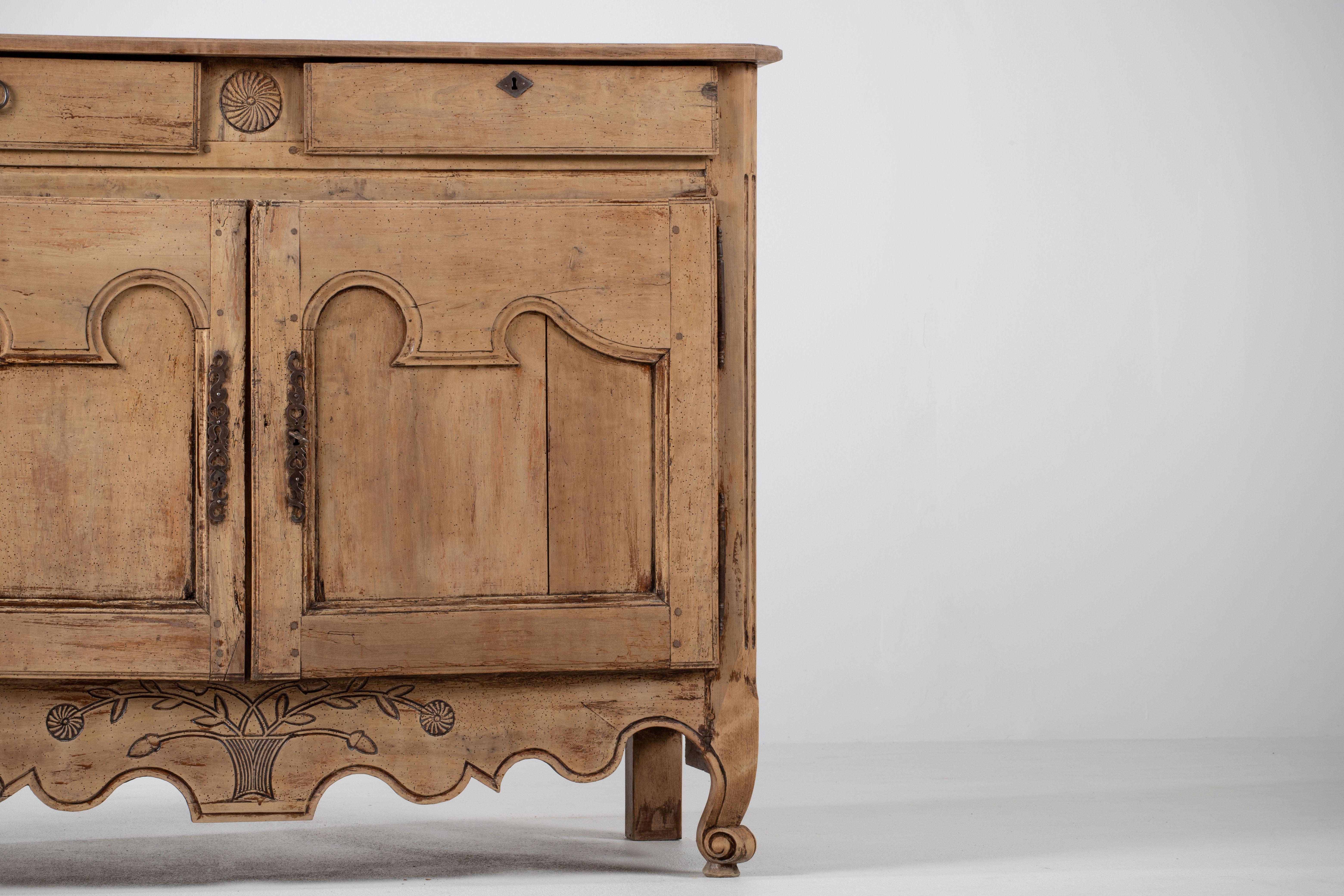 19th Century French Provencal Bleached Oak Buffet Cabinet For Sale 7