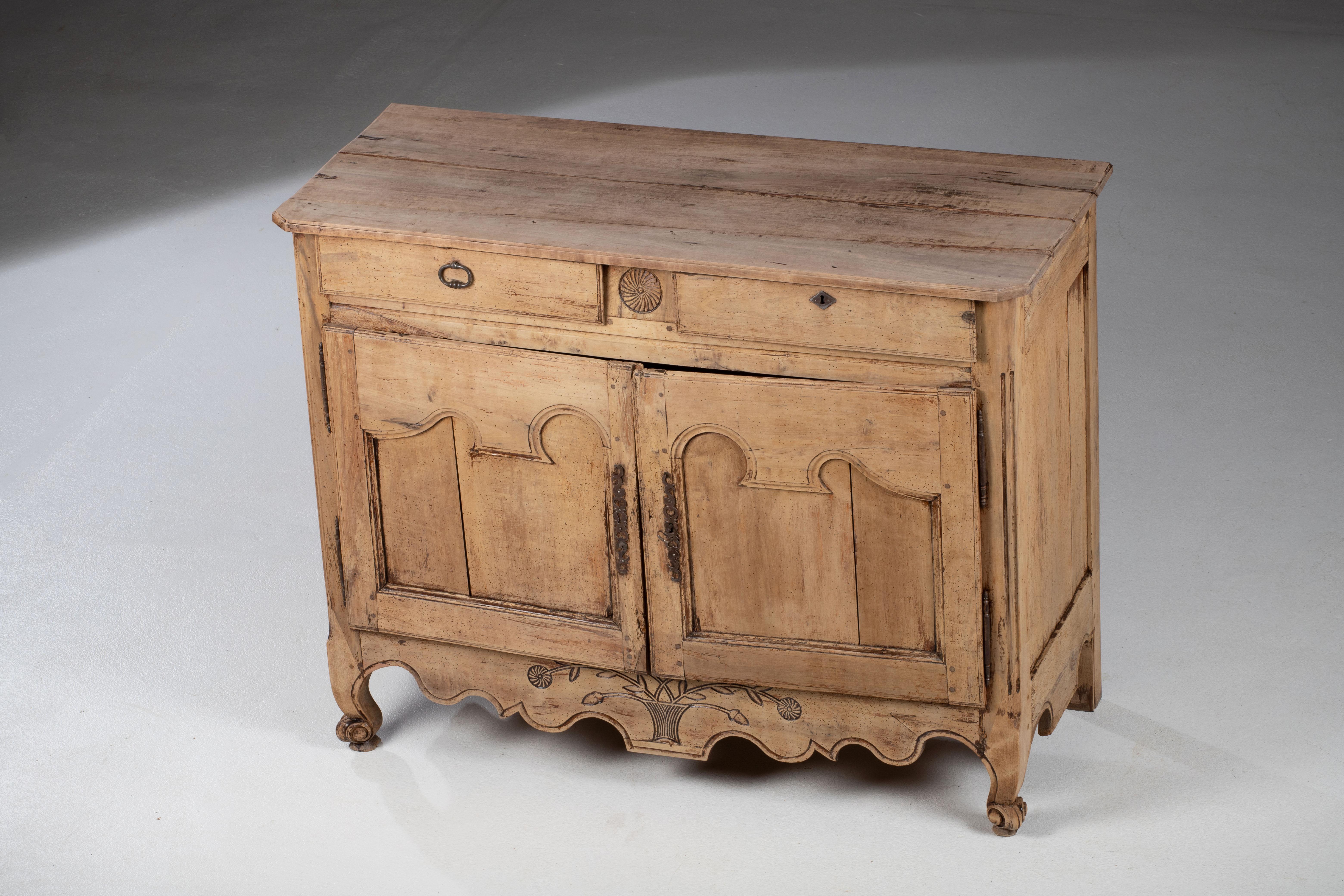 19th Century French Provencal Bleached Oak Buffet Cabinet For Sale 12