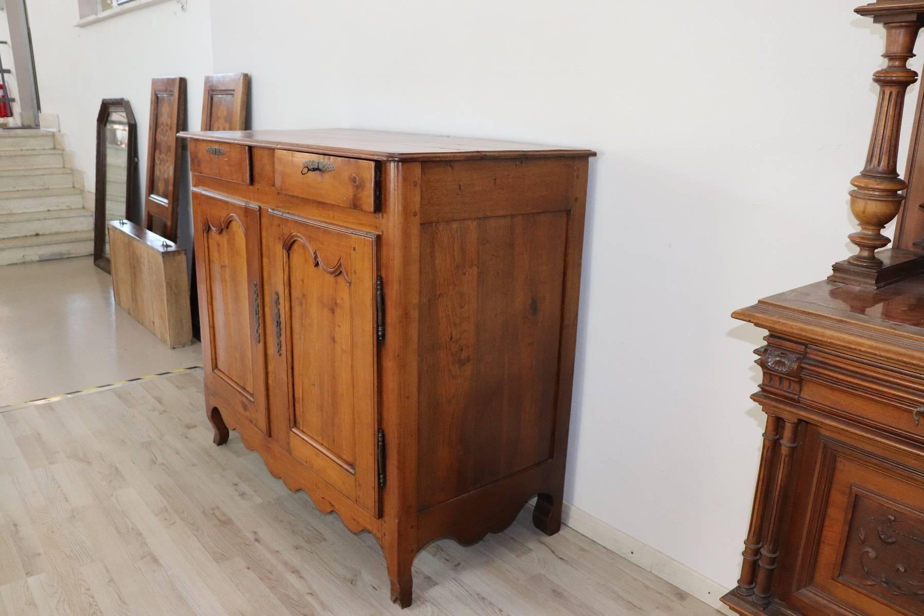 19th Century French Provencal Louis XV Style Cherry wood Sideboards In Good Condition In Casale Monferrato, IT