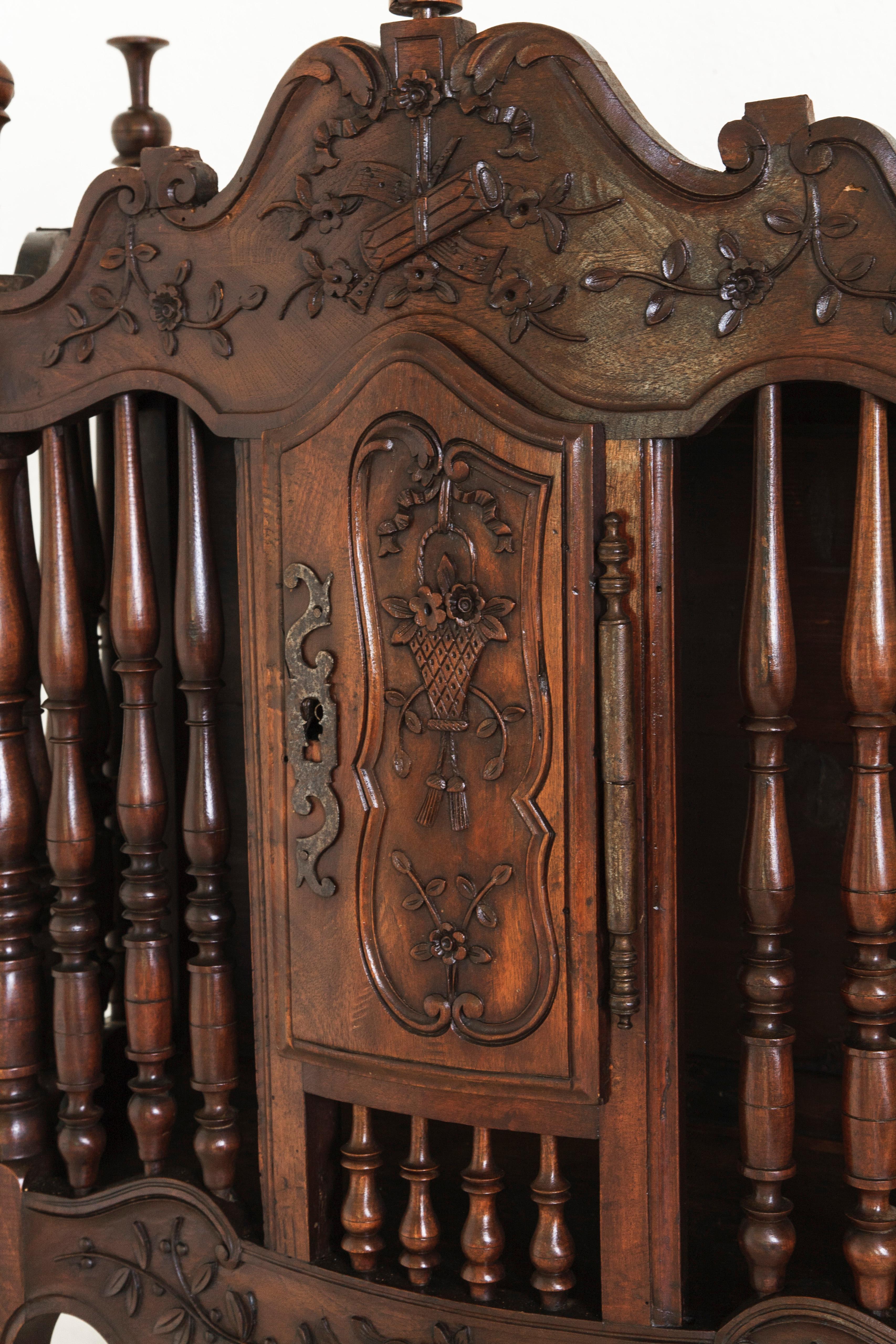 19th Century French Provençal Louis XV Style Walnut Panetière or Bread Safe 5