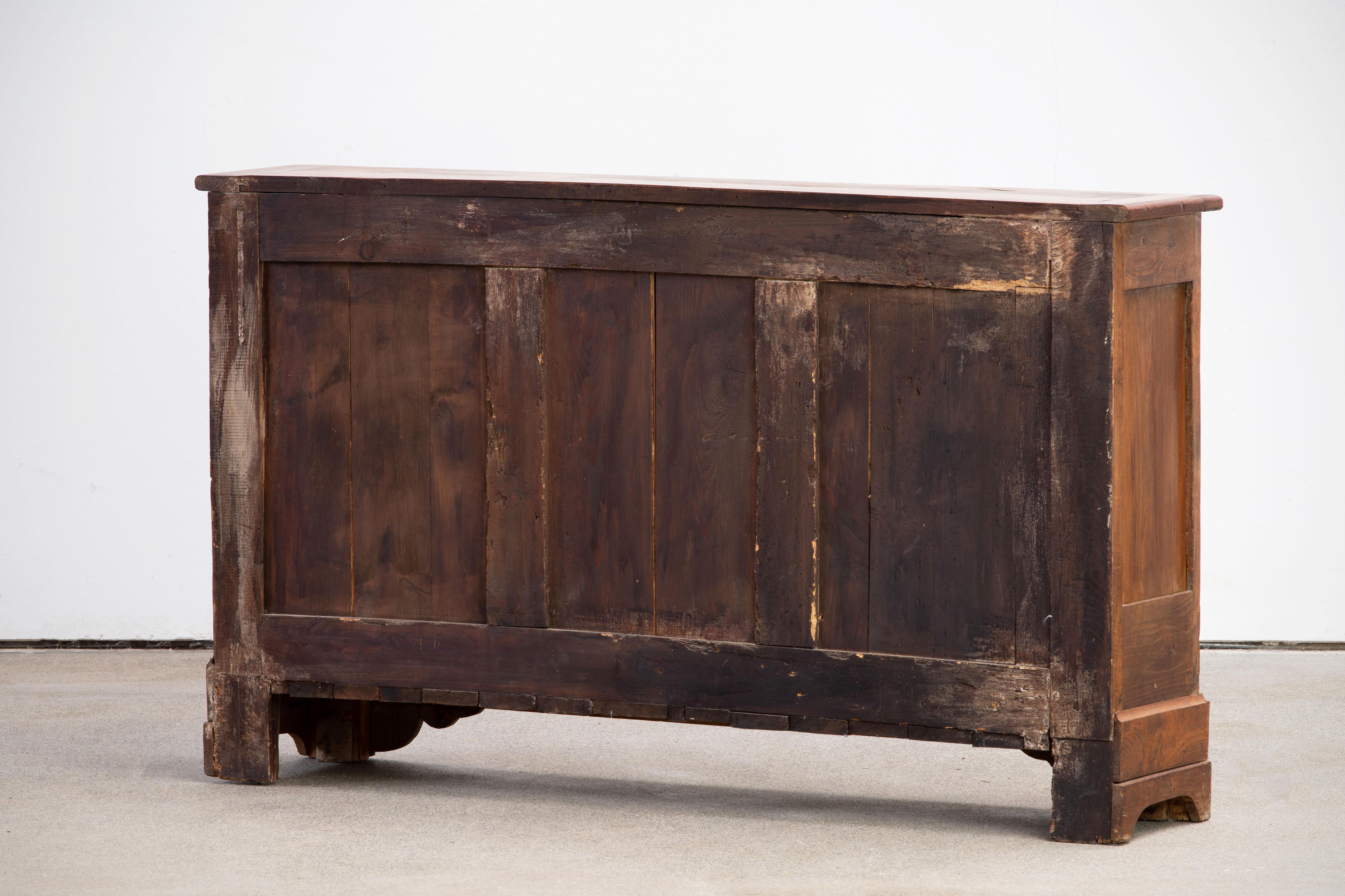19th Century French Provencal Oak Buffet Cabinet For Sale 12