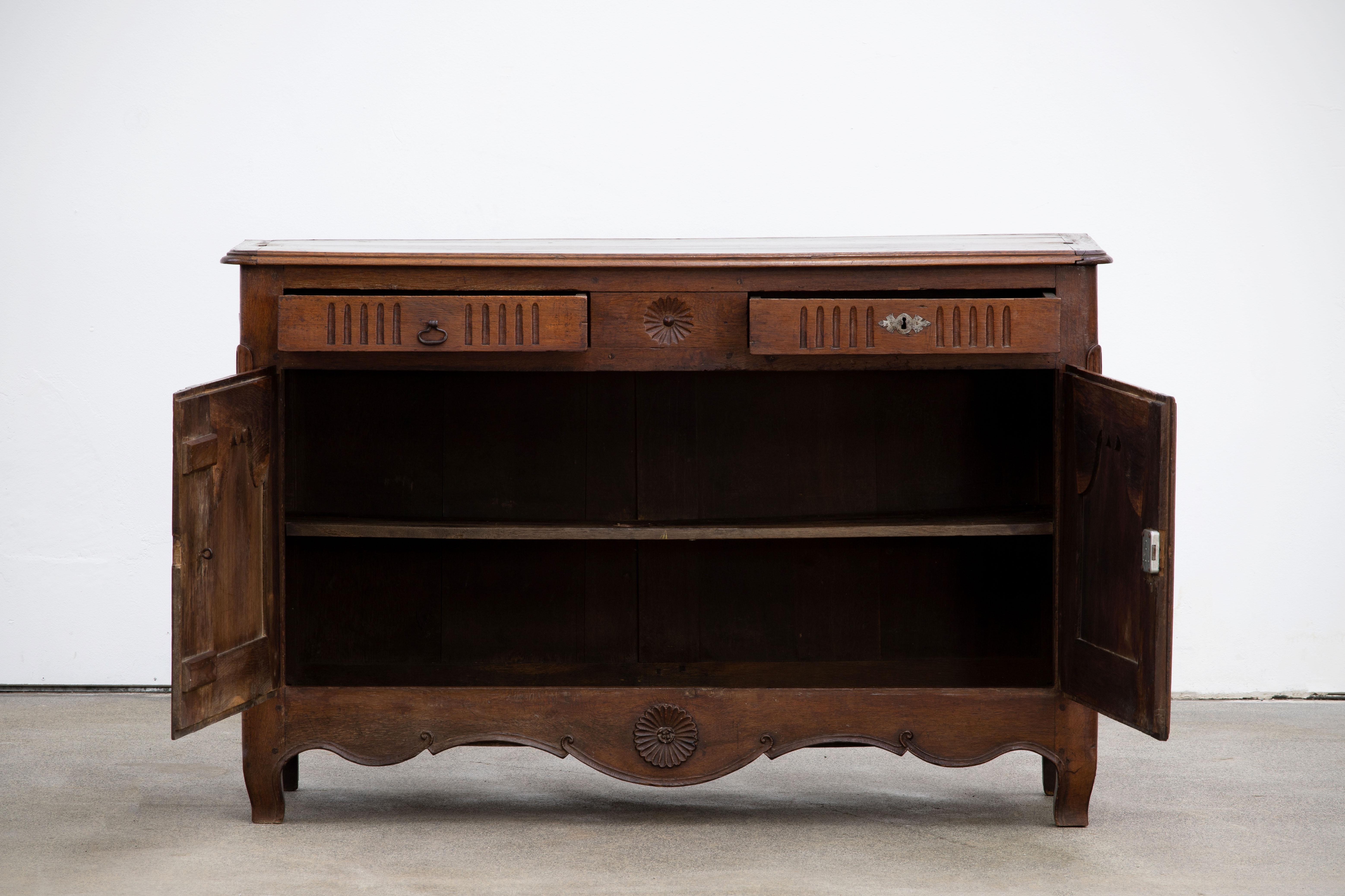 French Provincial 19th Century French Provencal Oak Buffet Cabinet For Sale