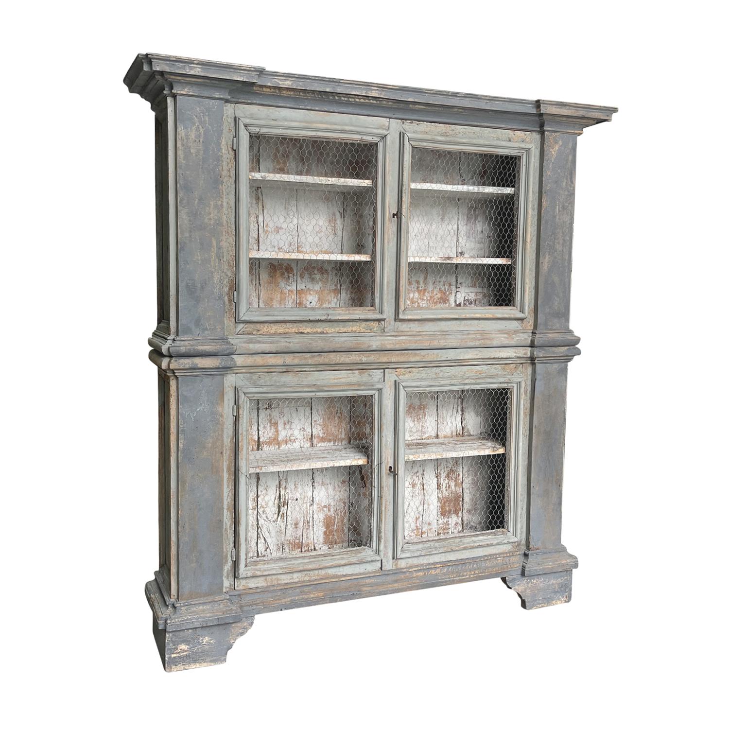 Stile provenzale Libreria in pino provenzale francese del XIX secolo - Mobile buffet antico in vendita