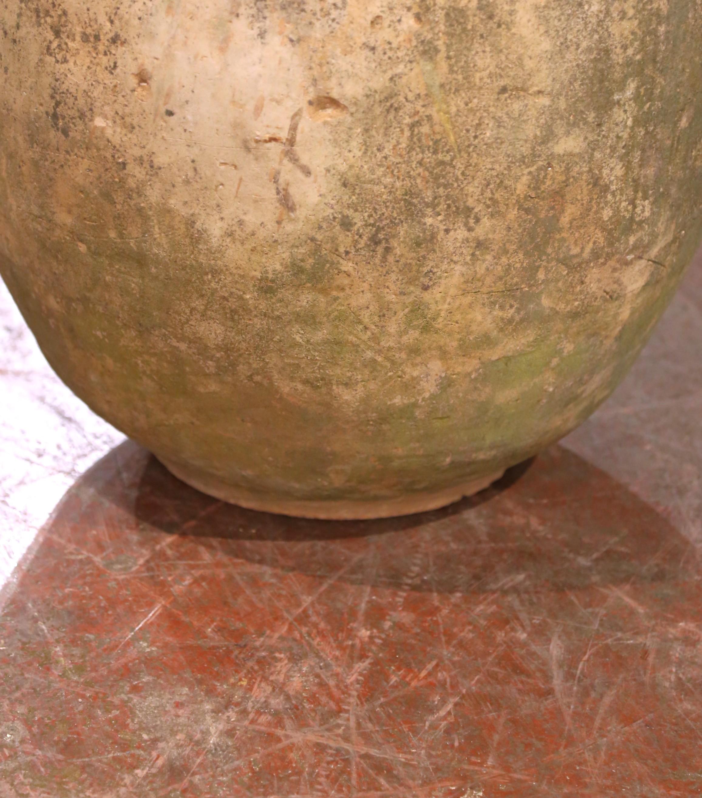 Aceitera de terracota provenzal francesa del siglo XIX de Biot Tallado a mano en venta