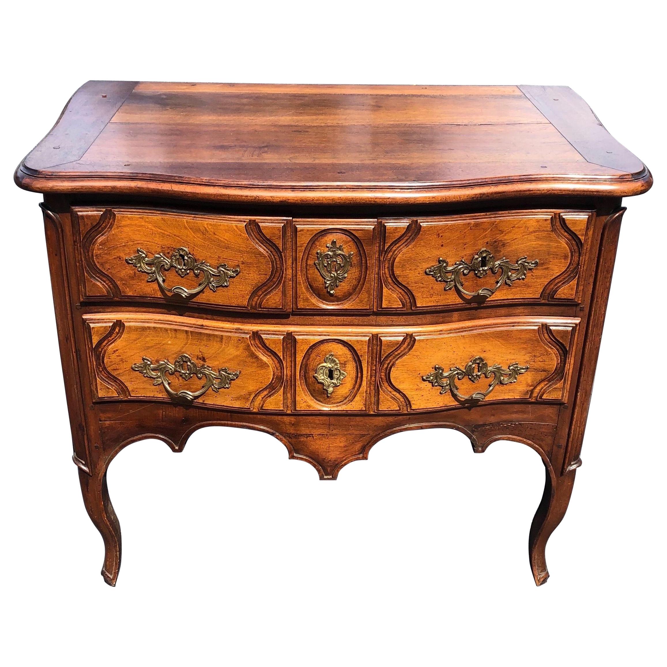 19th Century French Provencial 4-Drawer Commode For Sale