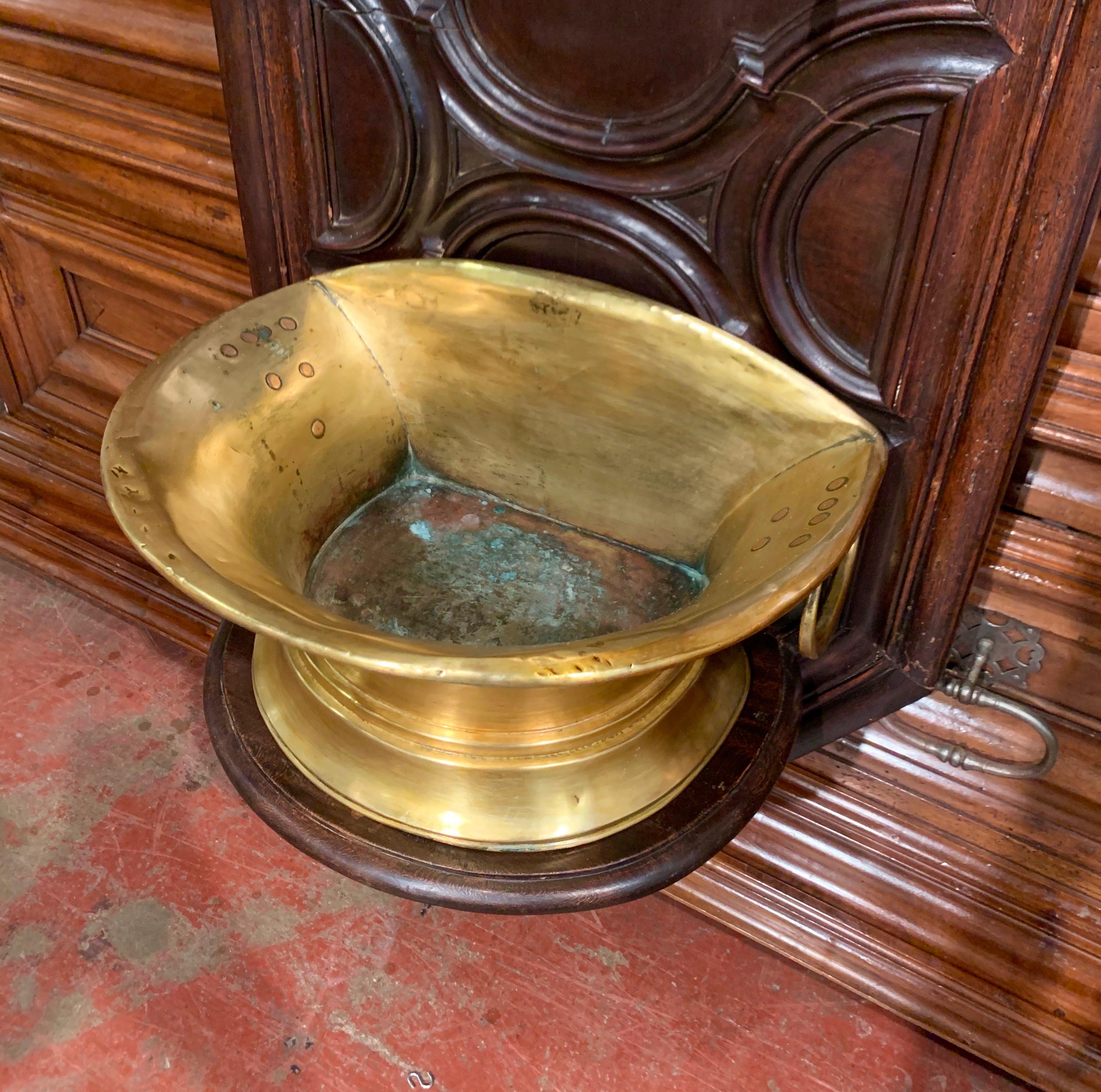 19th Century French Provincial Brass Lavabo Fountain on Carved Oak Wall Mount For Sale 5