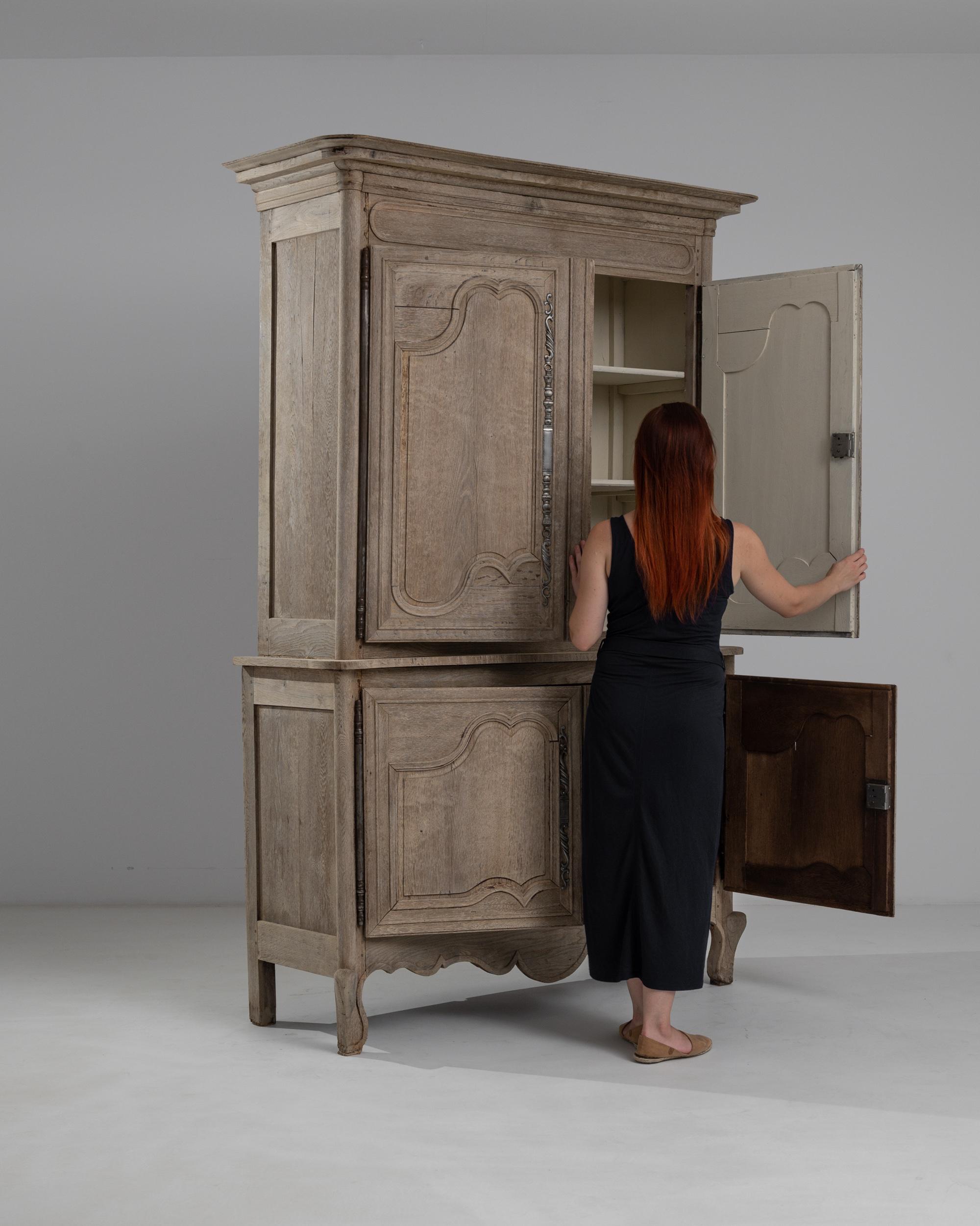Ottone Buffet francese a due corpi del XIX secolo in vendita