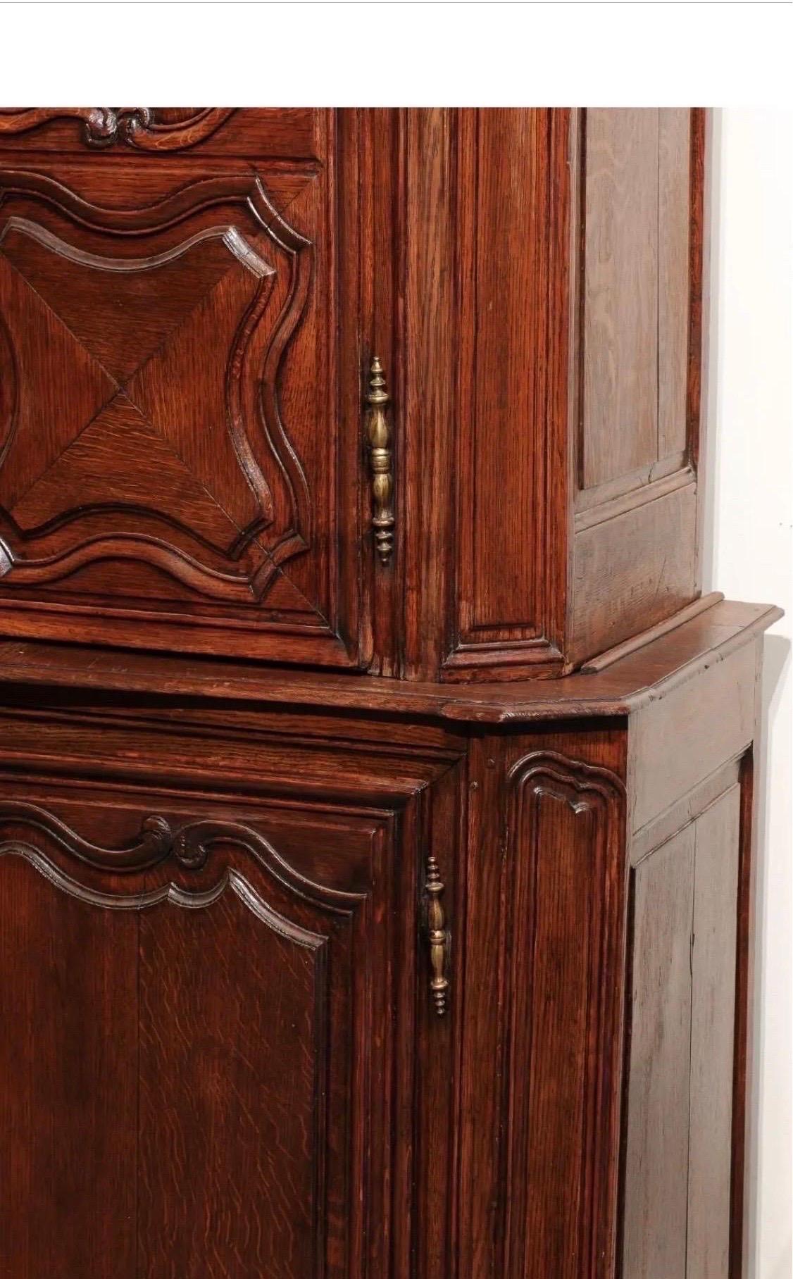 Armadietto francese a buffet Deux Corps in Oak del XIX secolo in vendita 3