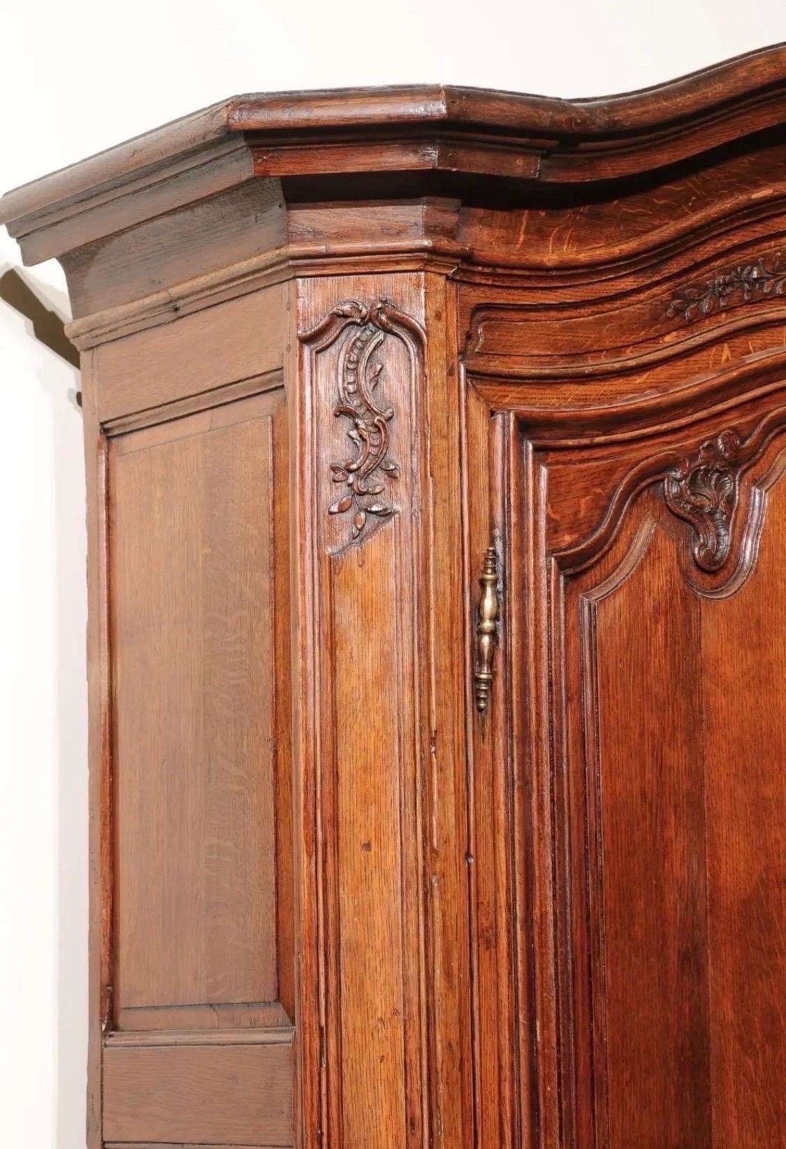 Armadietto francese a buffet Deux Corps in Oak del XIX secolo in vendita 1