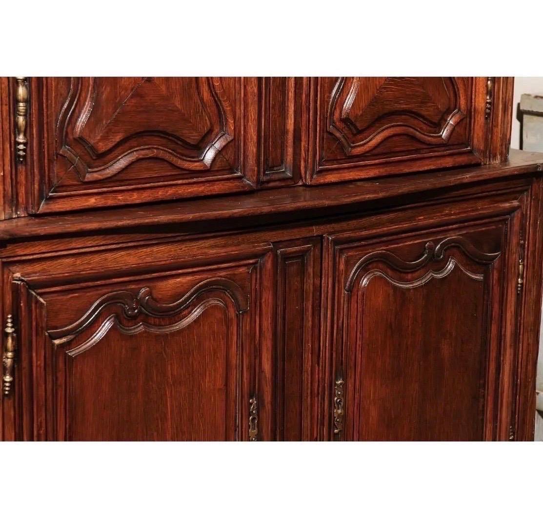 Armadietto francese a buffet Deux Corps in Oak del XIX secolo in vendita 2