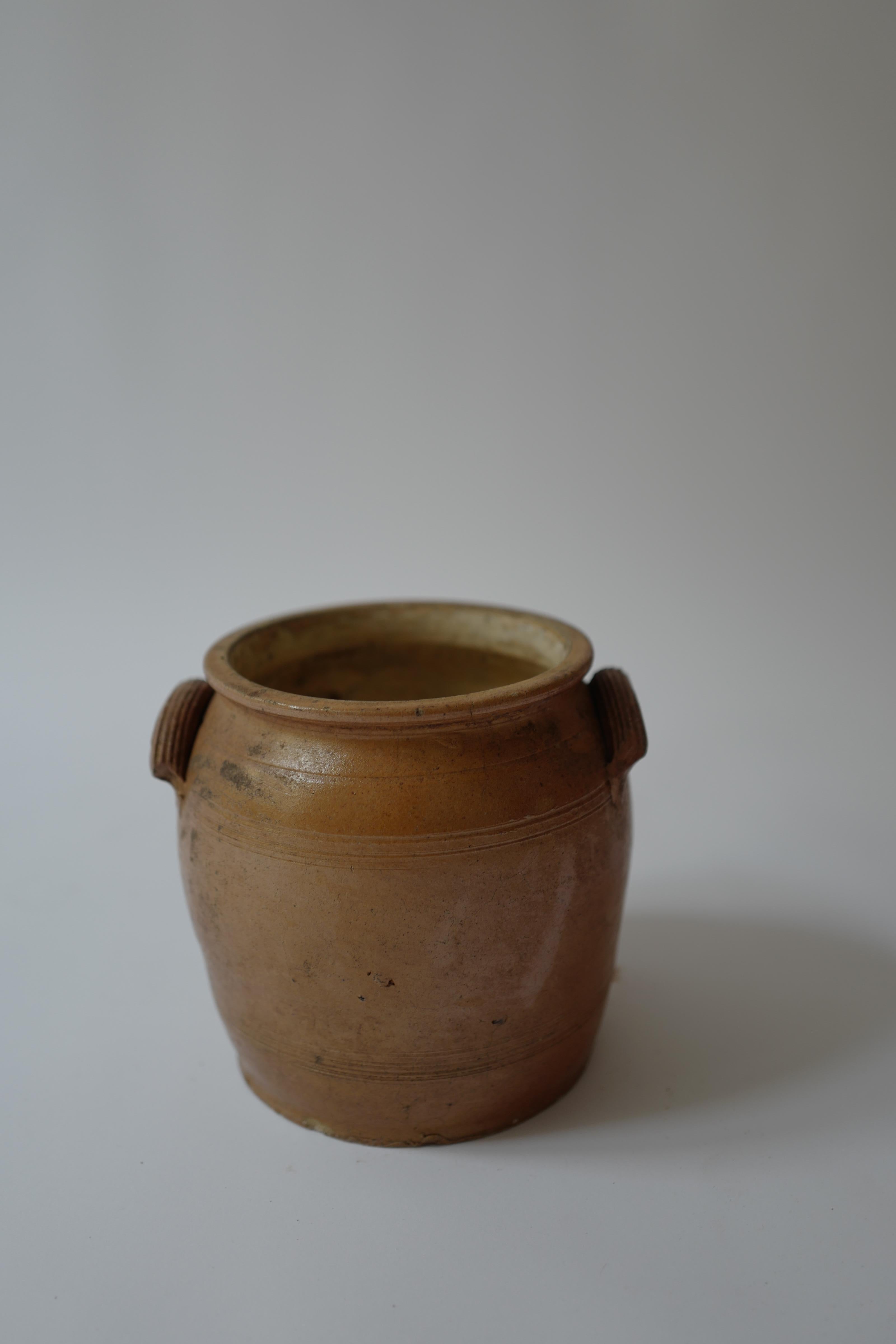 French terracotta crock pot from Avignon 19th Century.