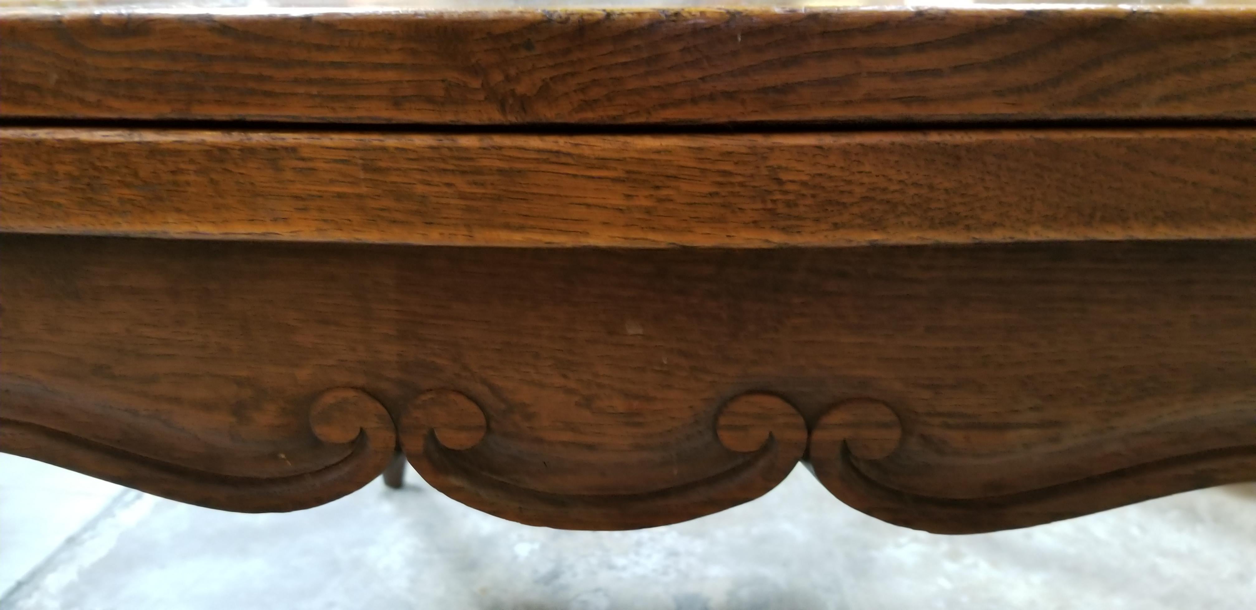 Oak 19th Century French Provincial Draw-Leaf Dining Table