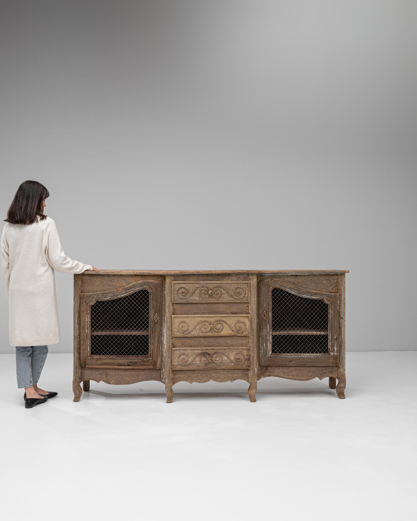 Wood 19th Century French Provincial Mesh-Door Buffet with Carved Drawers For Sale