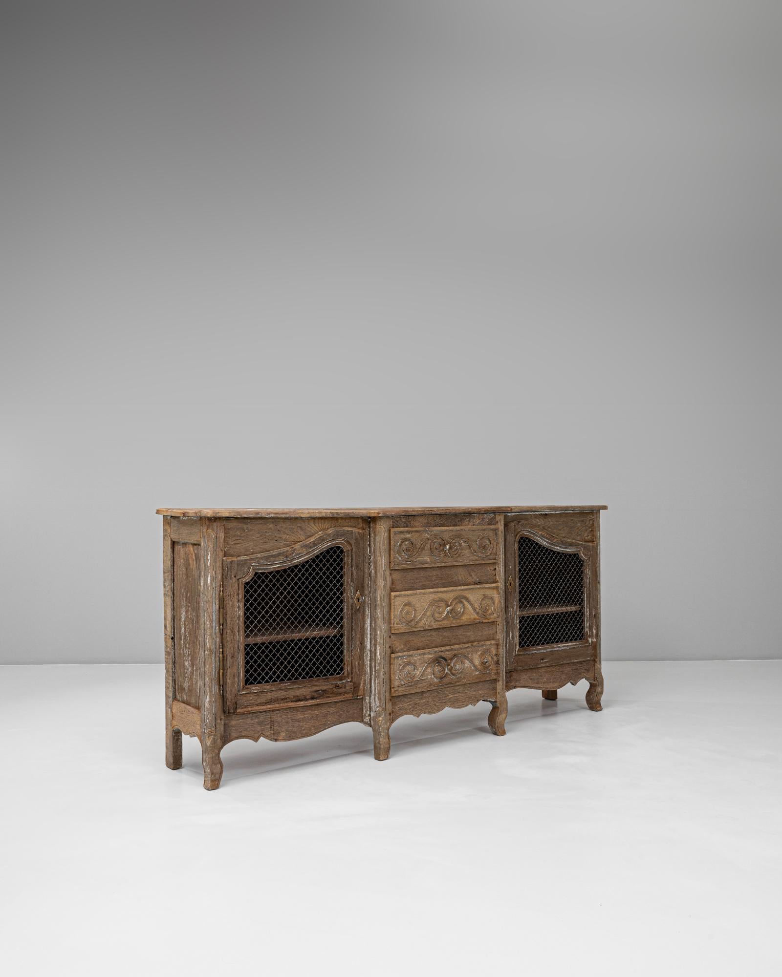 19th Century French Provincial Mesh-Door Buffet with Carved Drawers For Sale 1