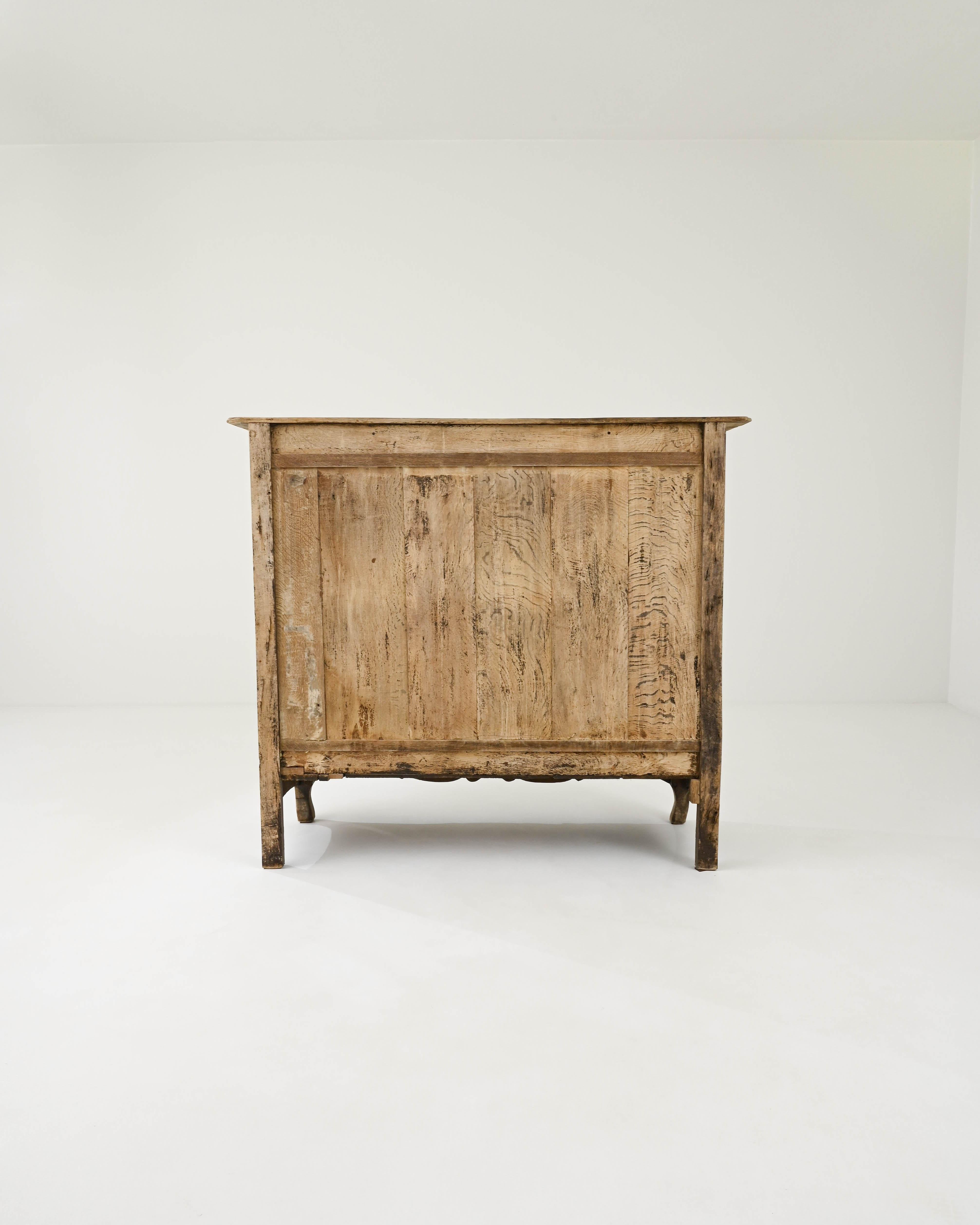 19th Century French Provincial Oak Buffet For Sale 10