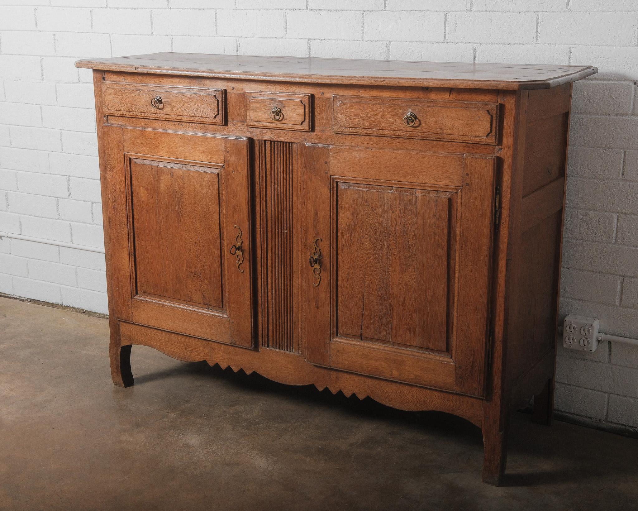 19th Century French Provincial Oak Buffet In Good Condition For Sale In High Point, NC
