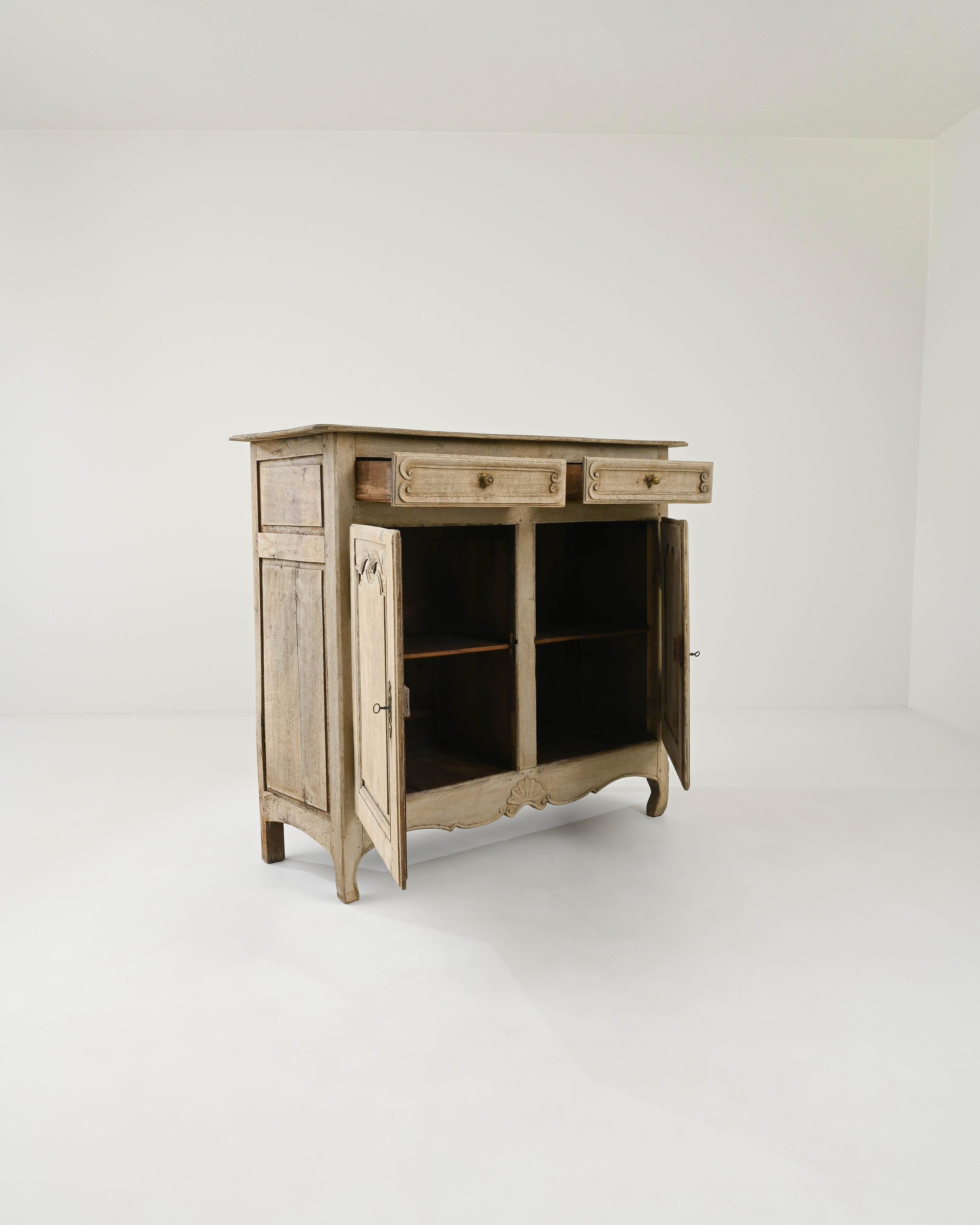 19th Century French Provincial Oak Buffet For Sale 2