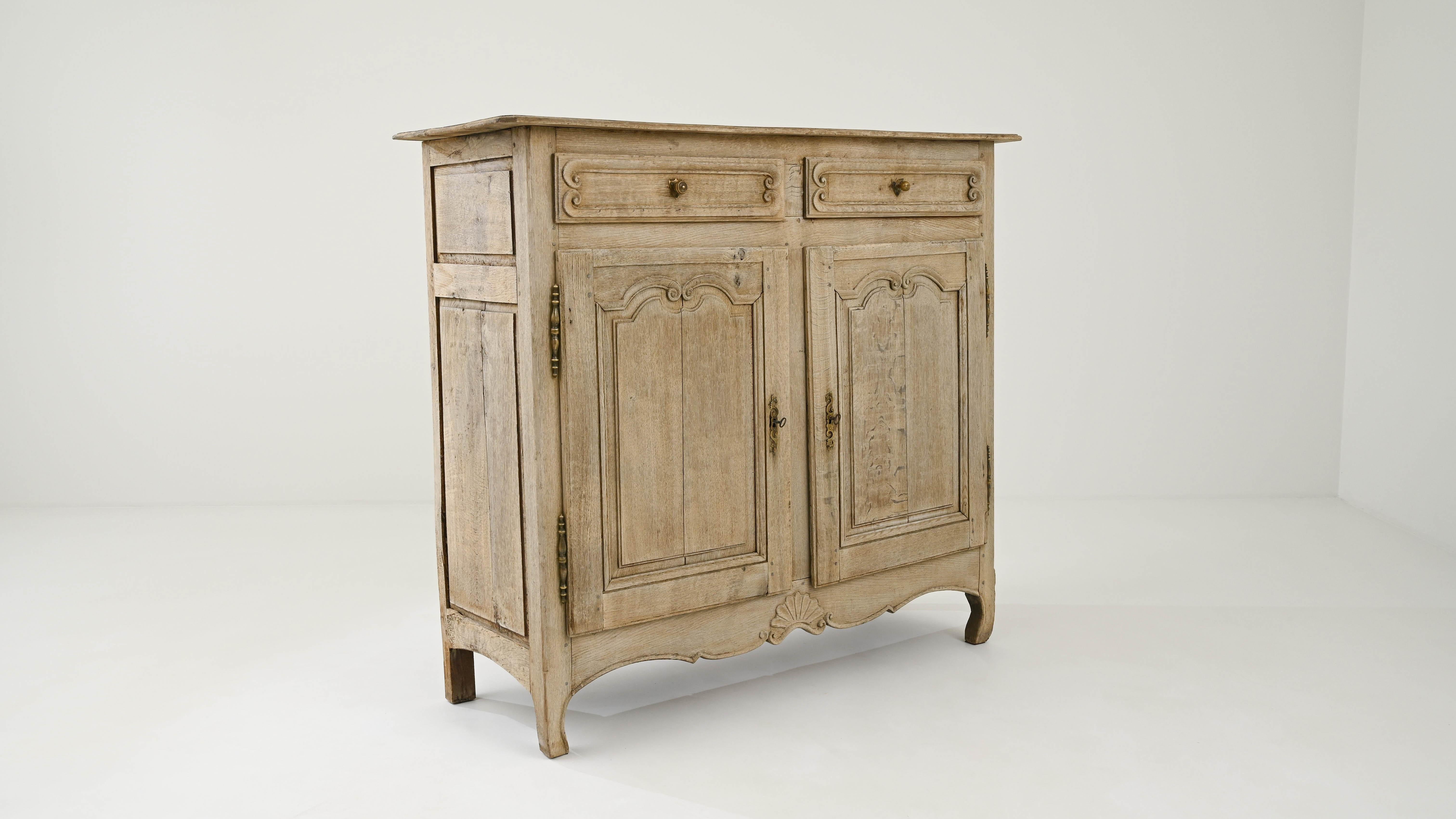 19th Century French Provincial Oak Buffet For Sale 5