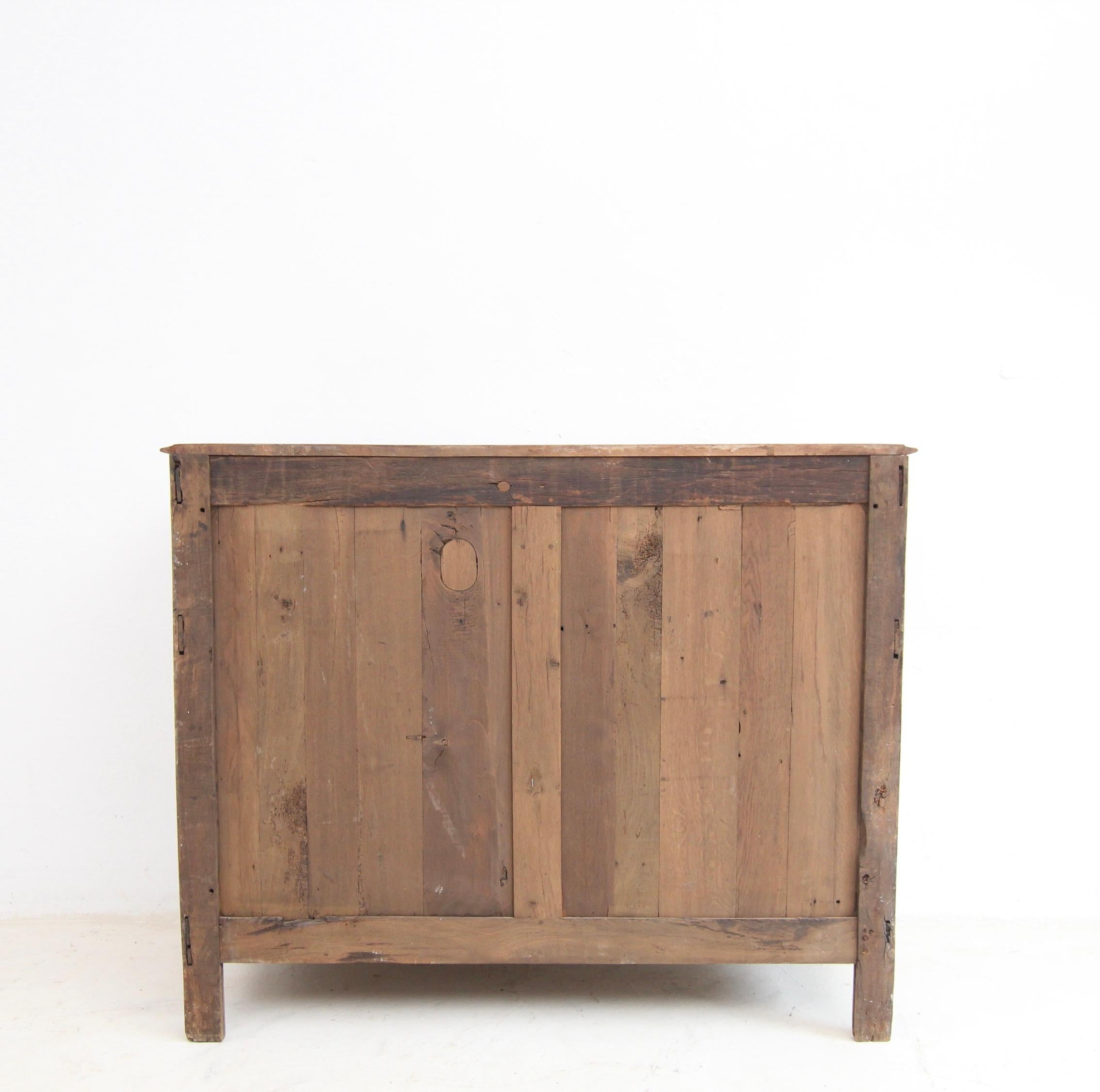 19th Century French Provincial Oak Buffet or Sideboard For Sale 17