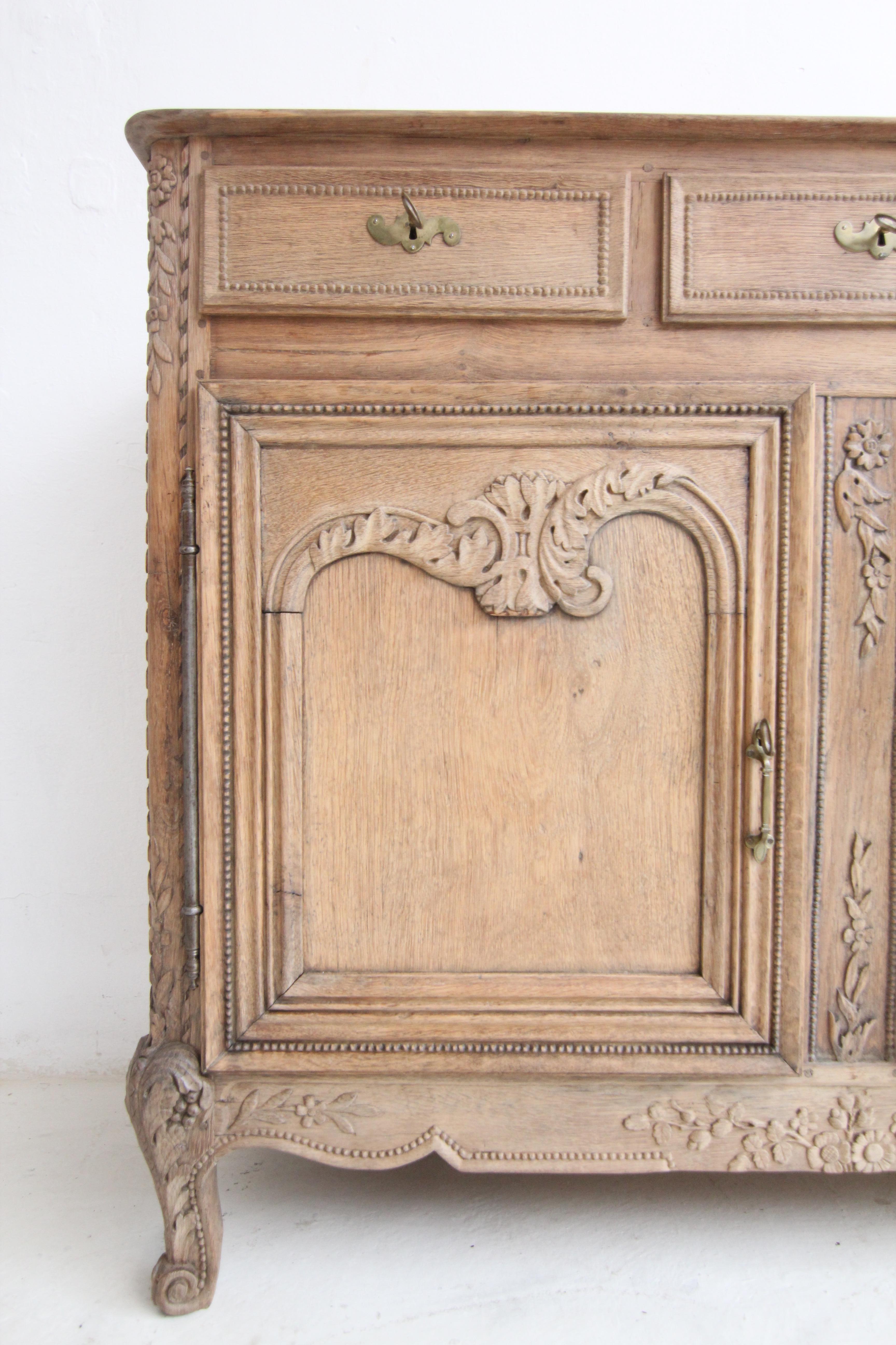 19th Century French Provincial Oak Buffet or Sideboard For Sale 4