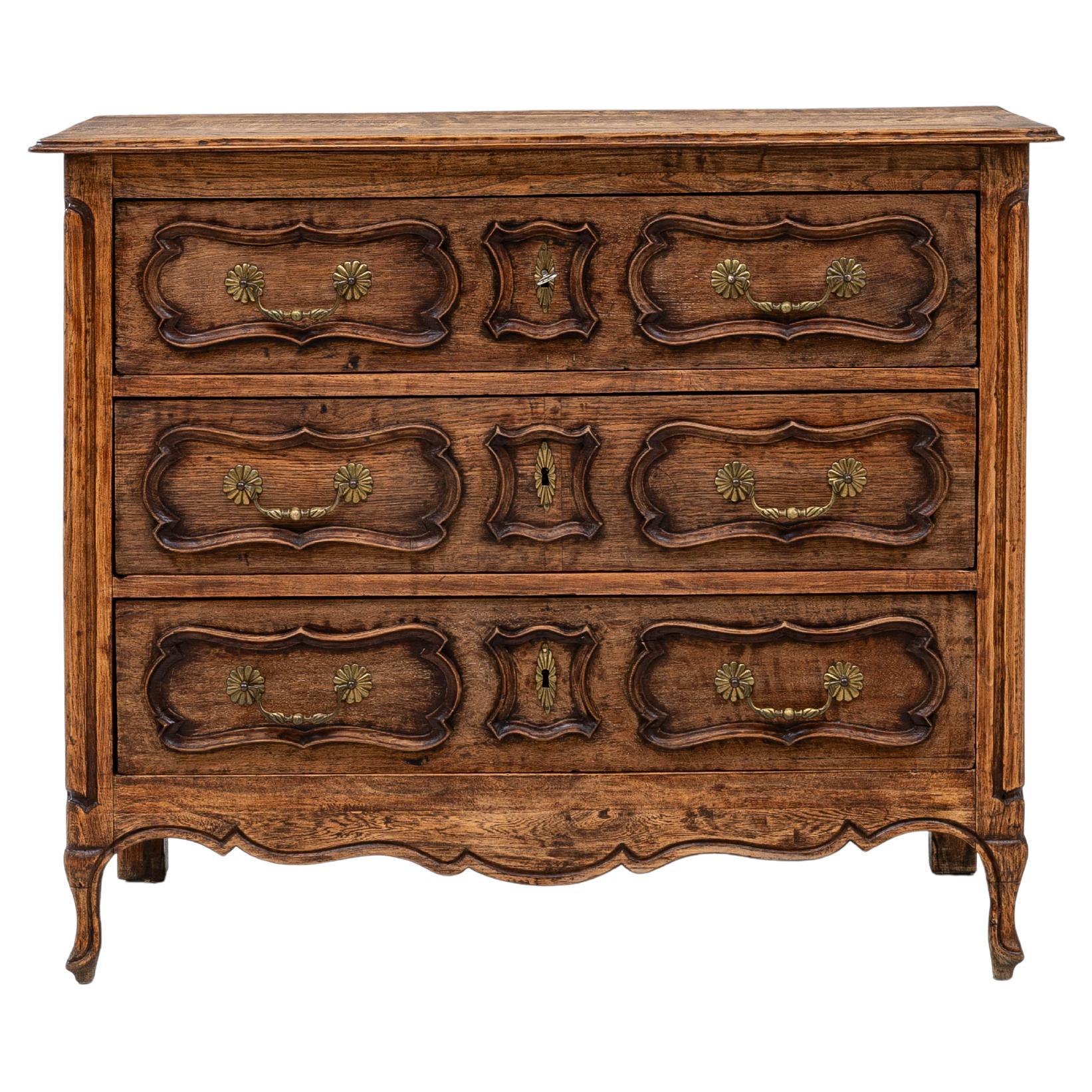 Cassettiera in quercia della provincia francese del XIX secolo