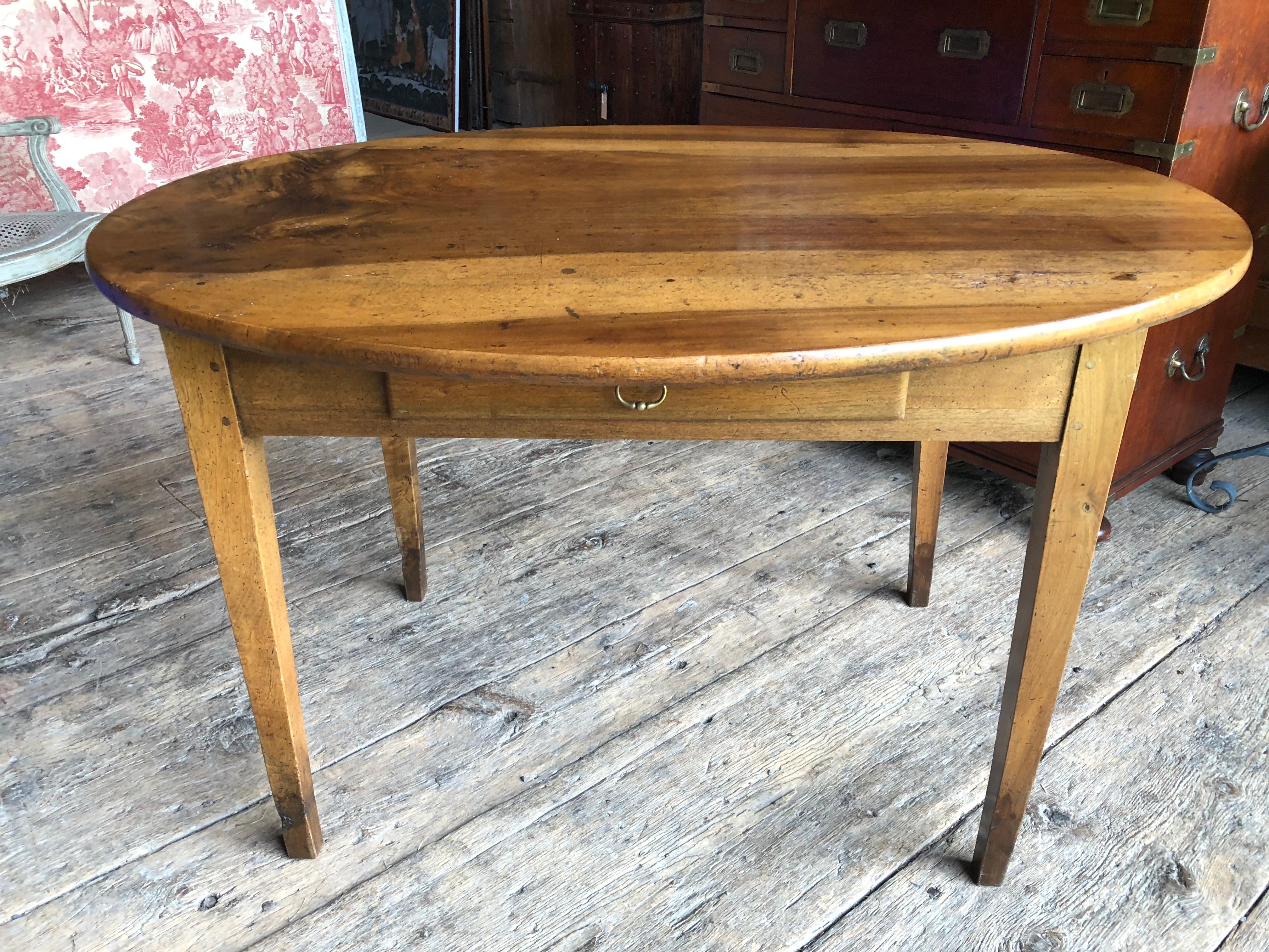 19th Century French Provincial Oval Breakfast Table 10