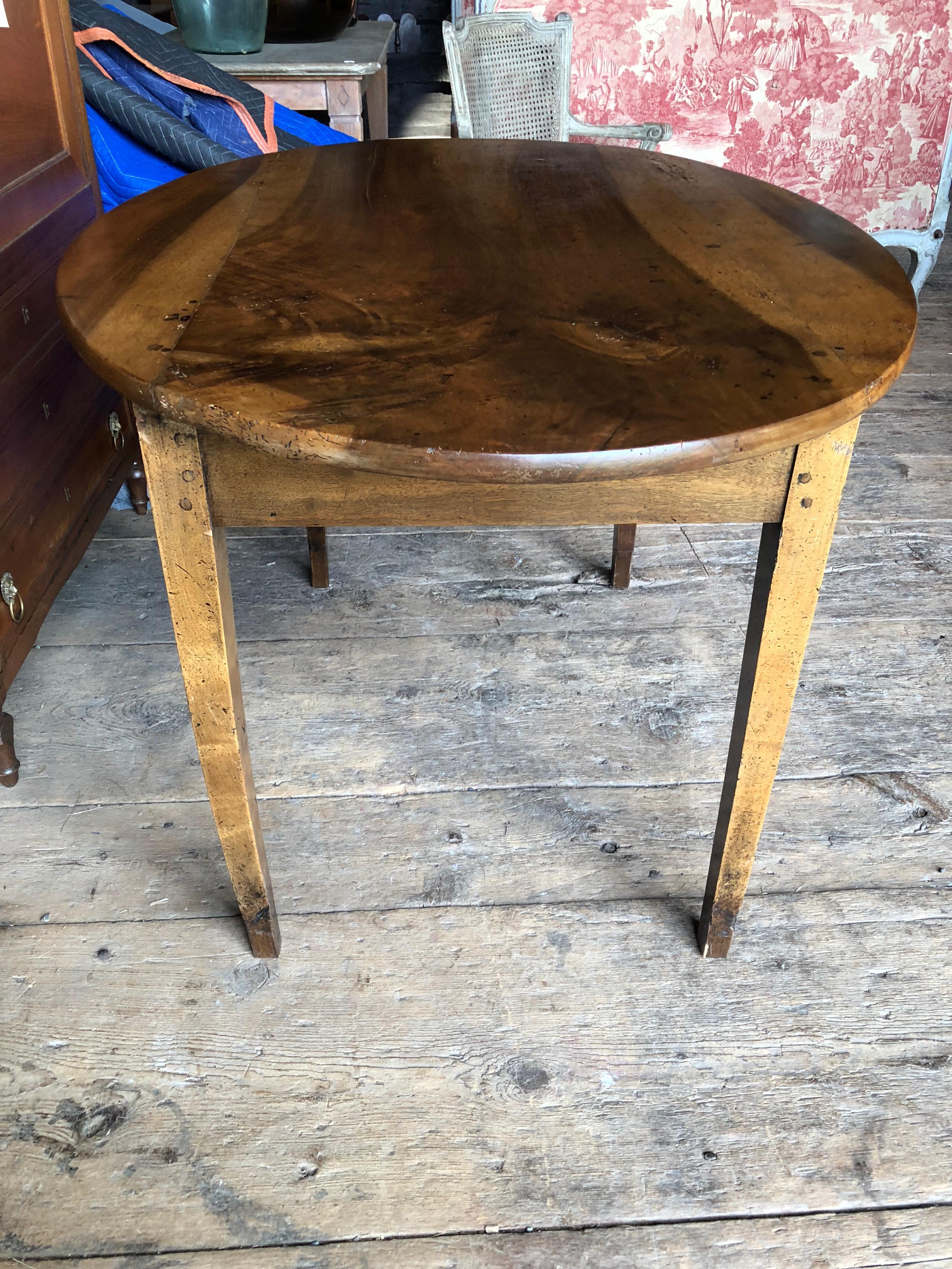 19th Century French Provincial Oval Breakfast Table 11