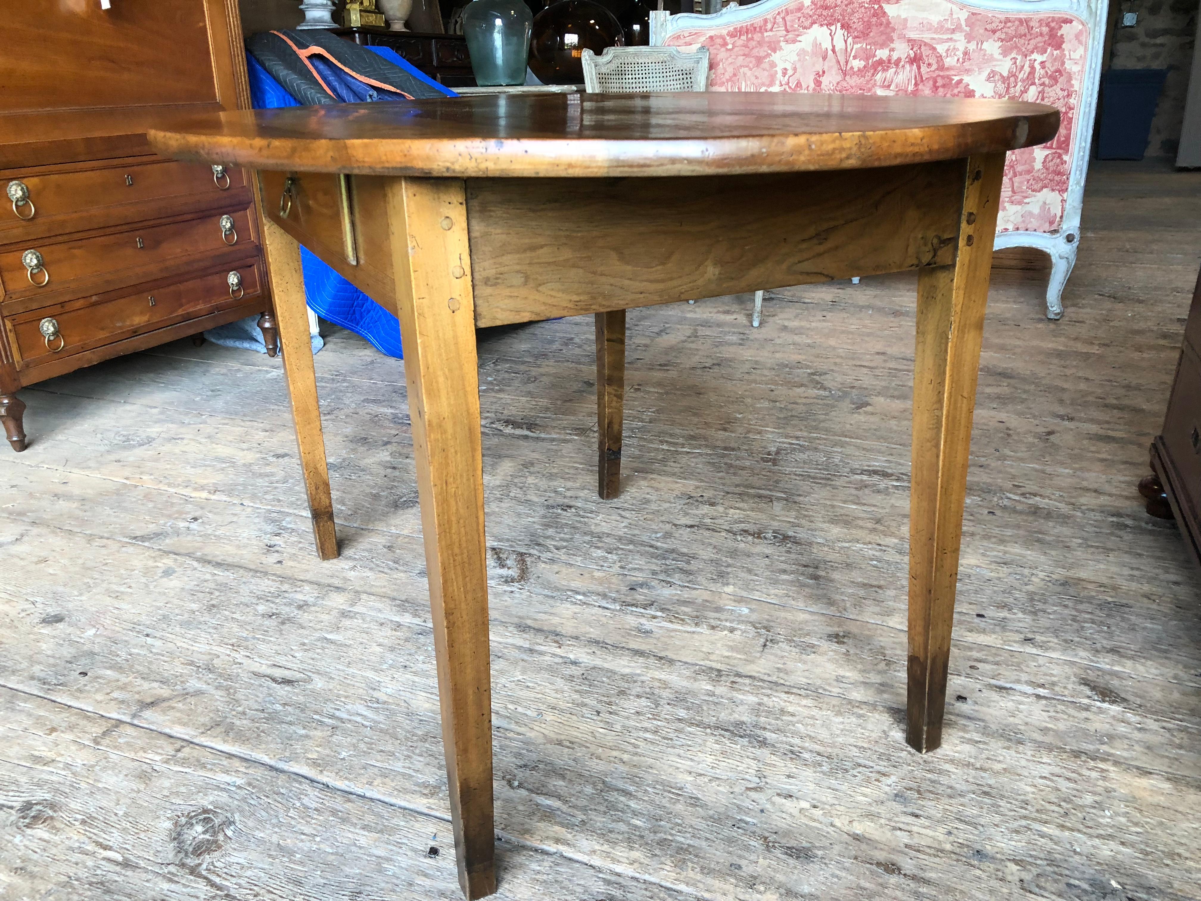19th Century French Provincial Oval Breakfast Table 3