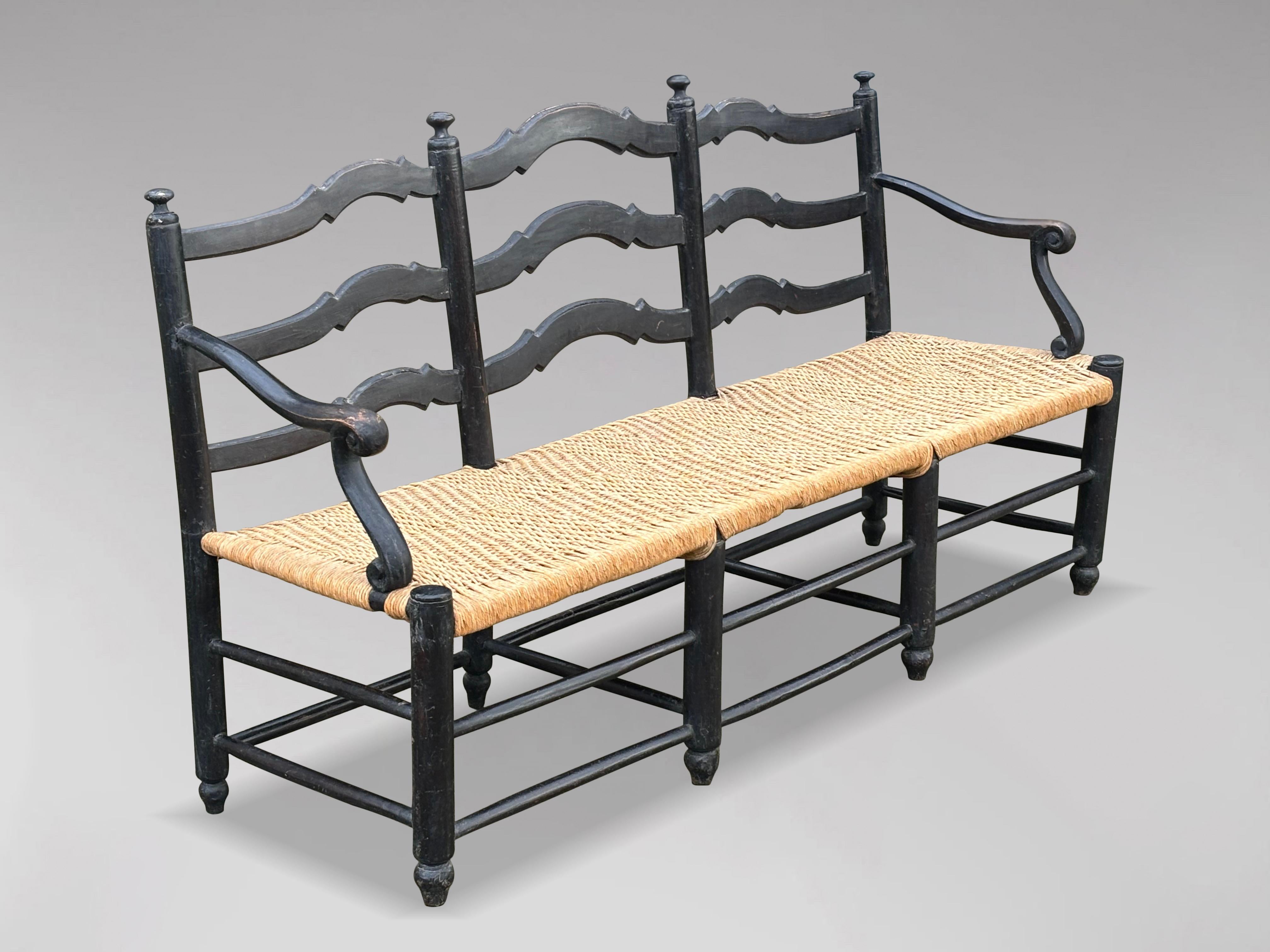 19th Century French Provincial Painted Ladder Back & Woven Rope Seat Bench In Good Condition In Petworth,West Sussex, GB