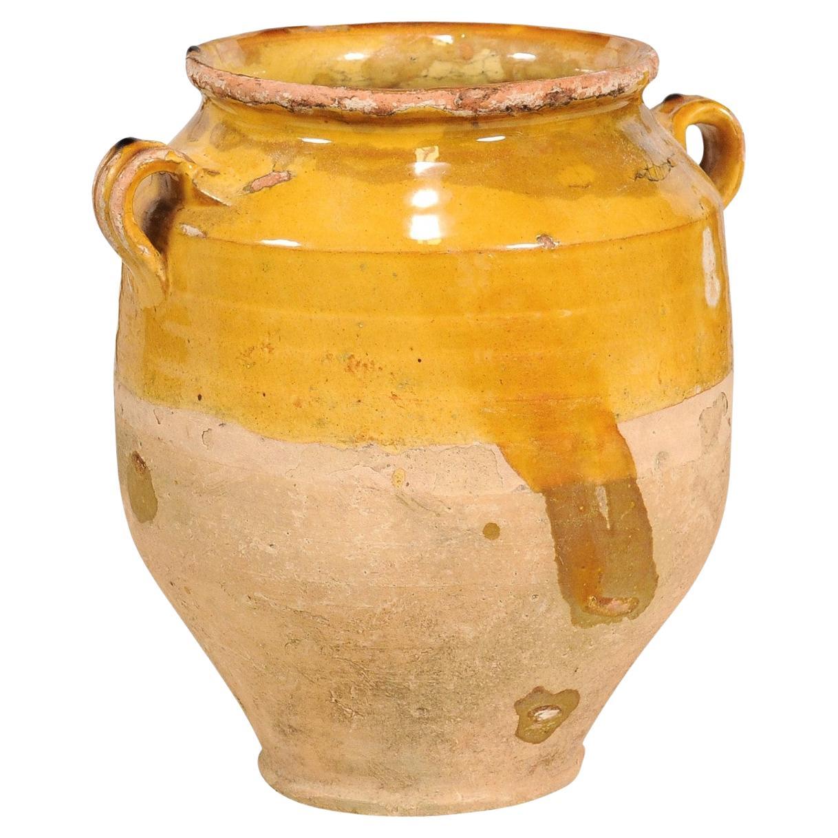 19th Century French Provincial Rustic Pot à Confit with Yellow Glaze and Handles For Sale
