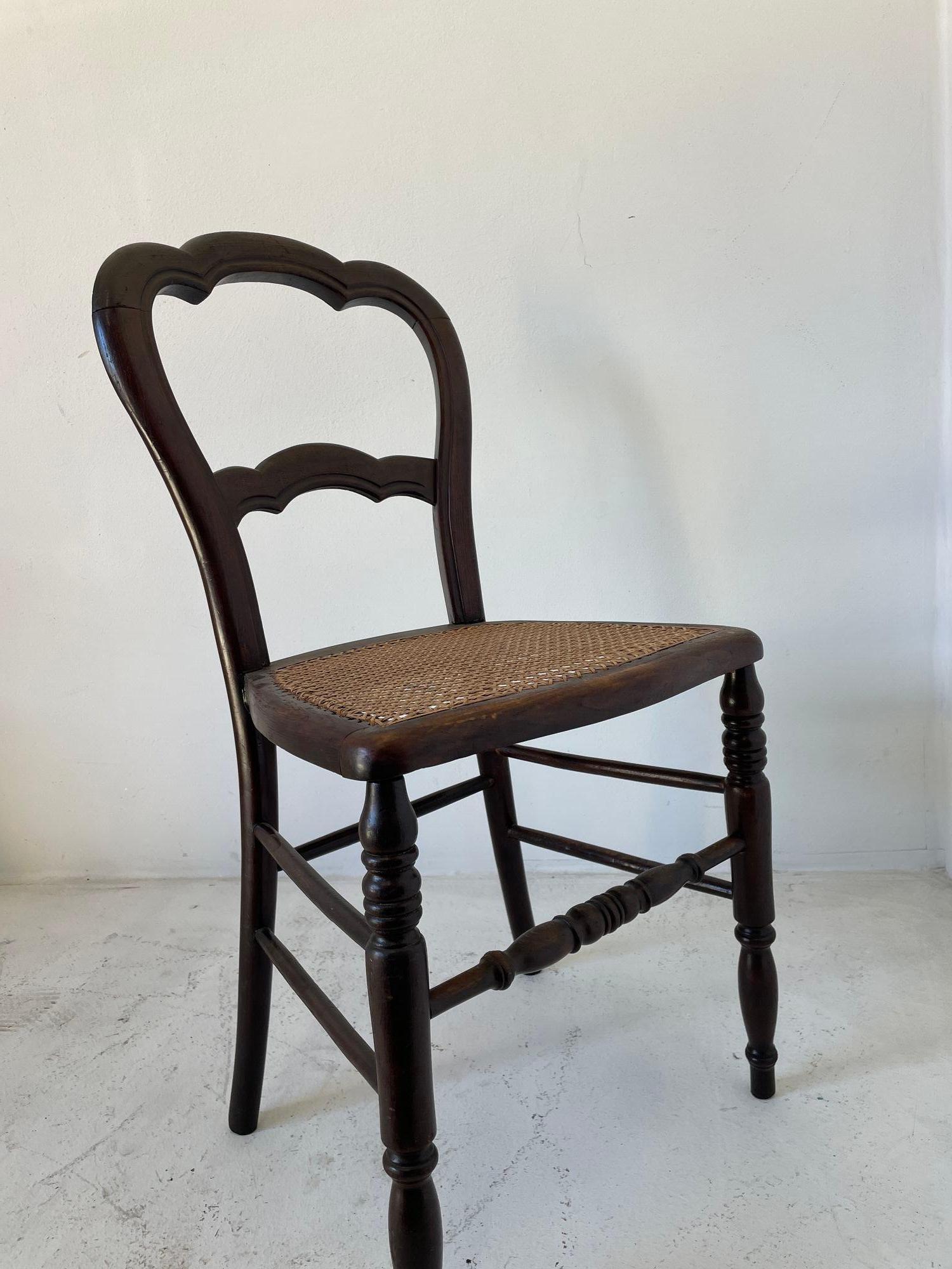 19th Century French Provincial Walnut Caned Chair For Sale 12
