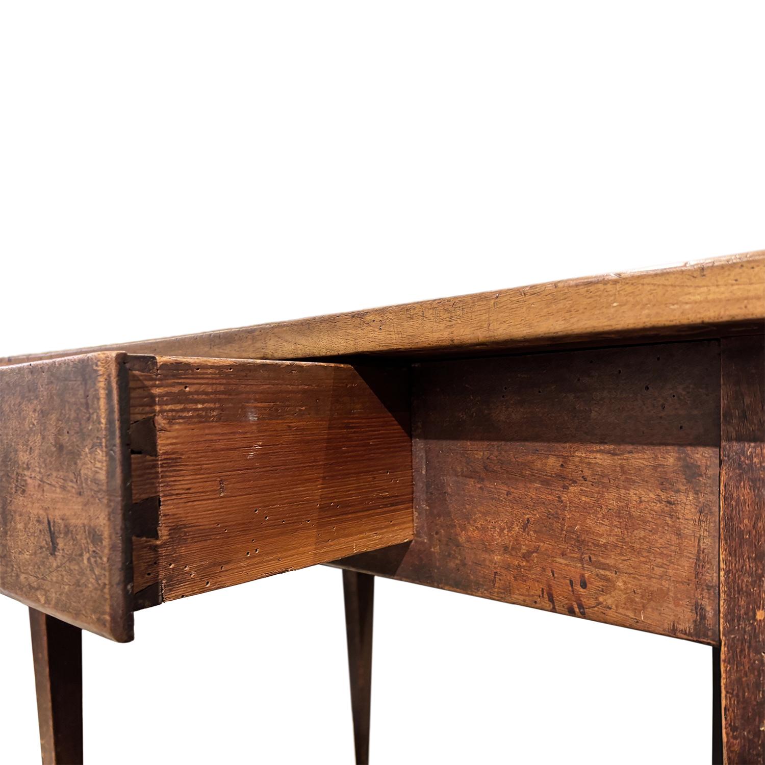 19th Century French Provincial Walnut End Table - Antique Rectangular Farm Table For Sale 5