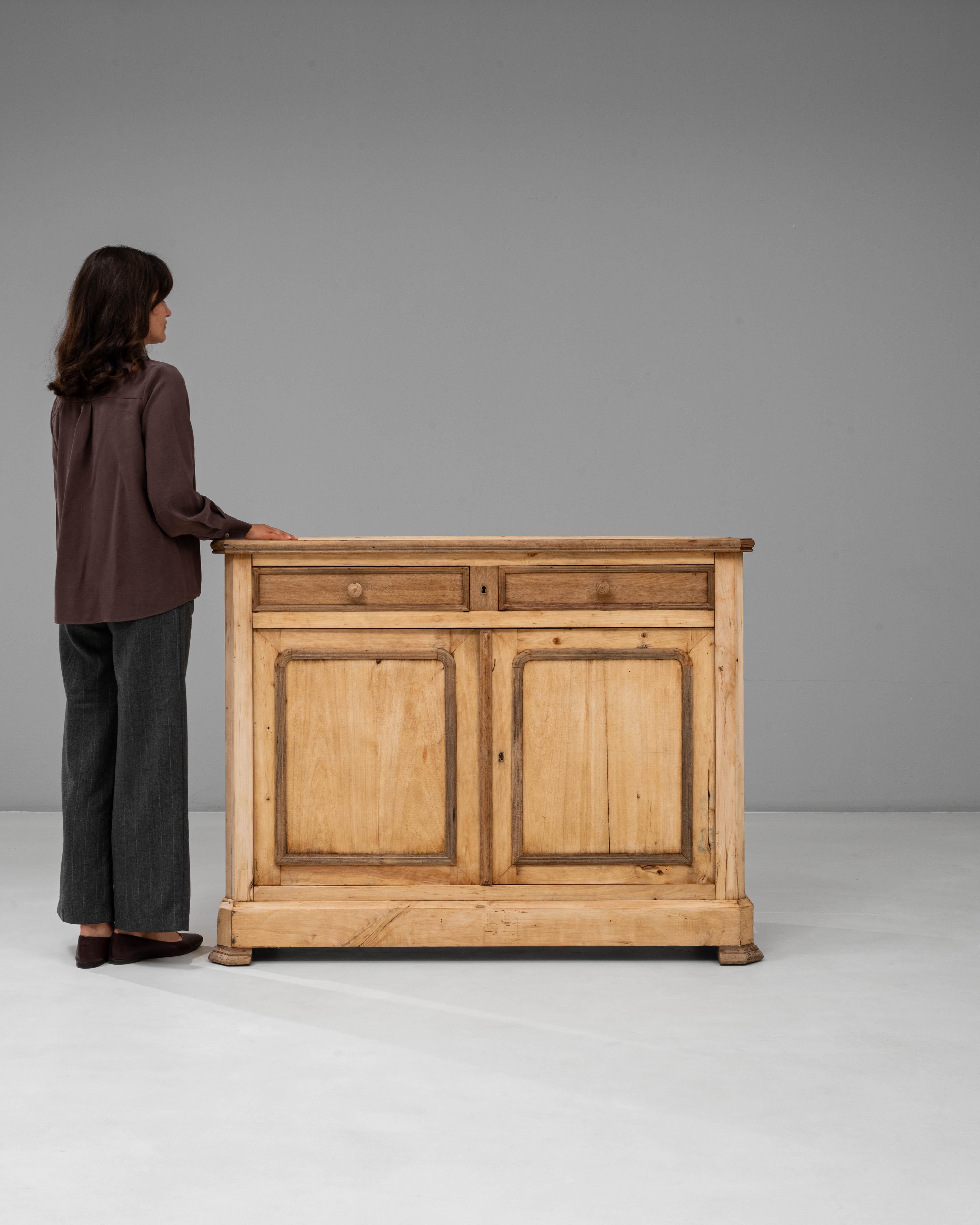 Francese Buffet in legno della provincia francese del XIX secolo in vendita