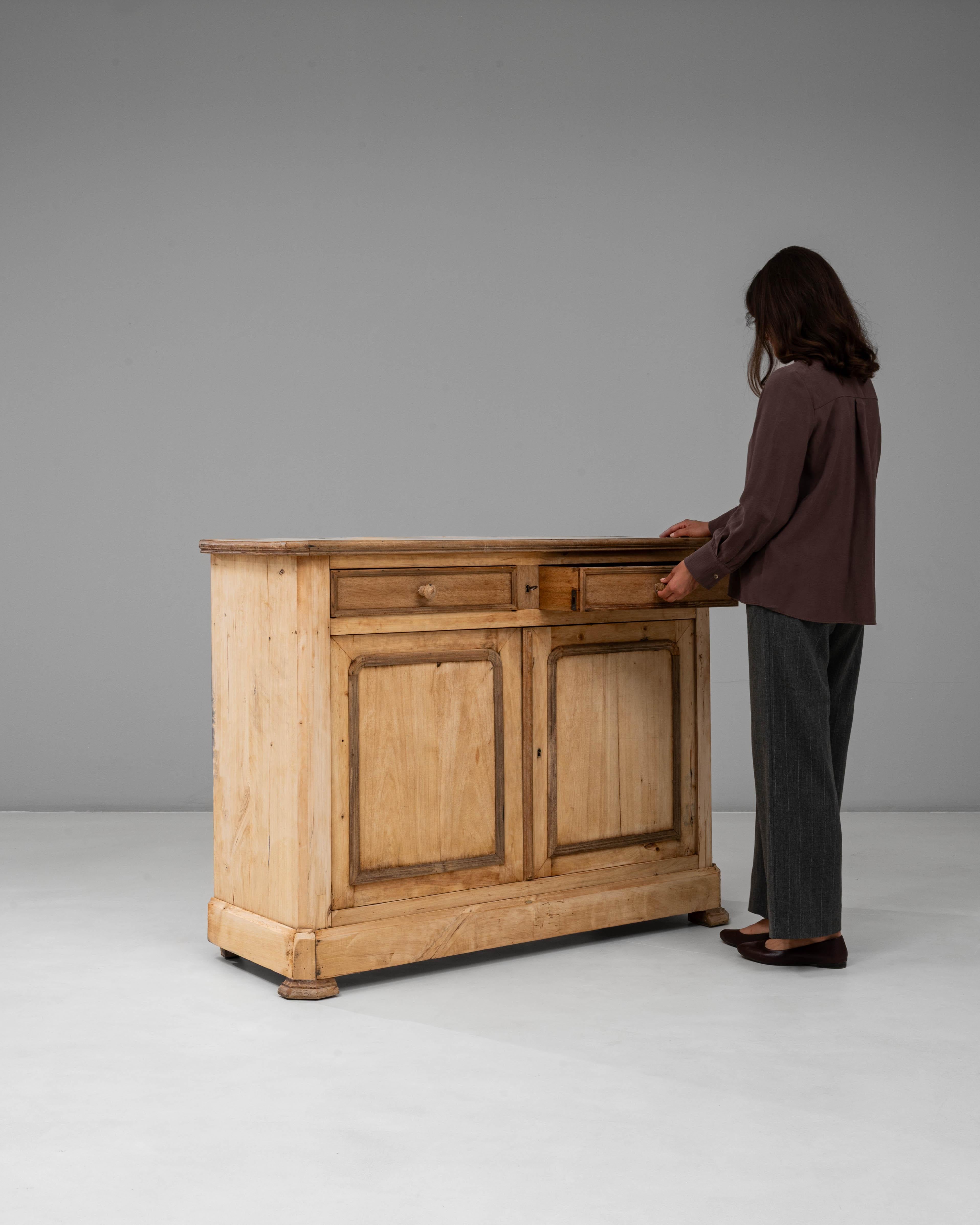 Buffet in legno della provincia francese del XIX secolo in vendita 2