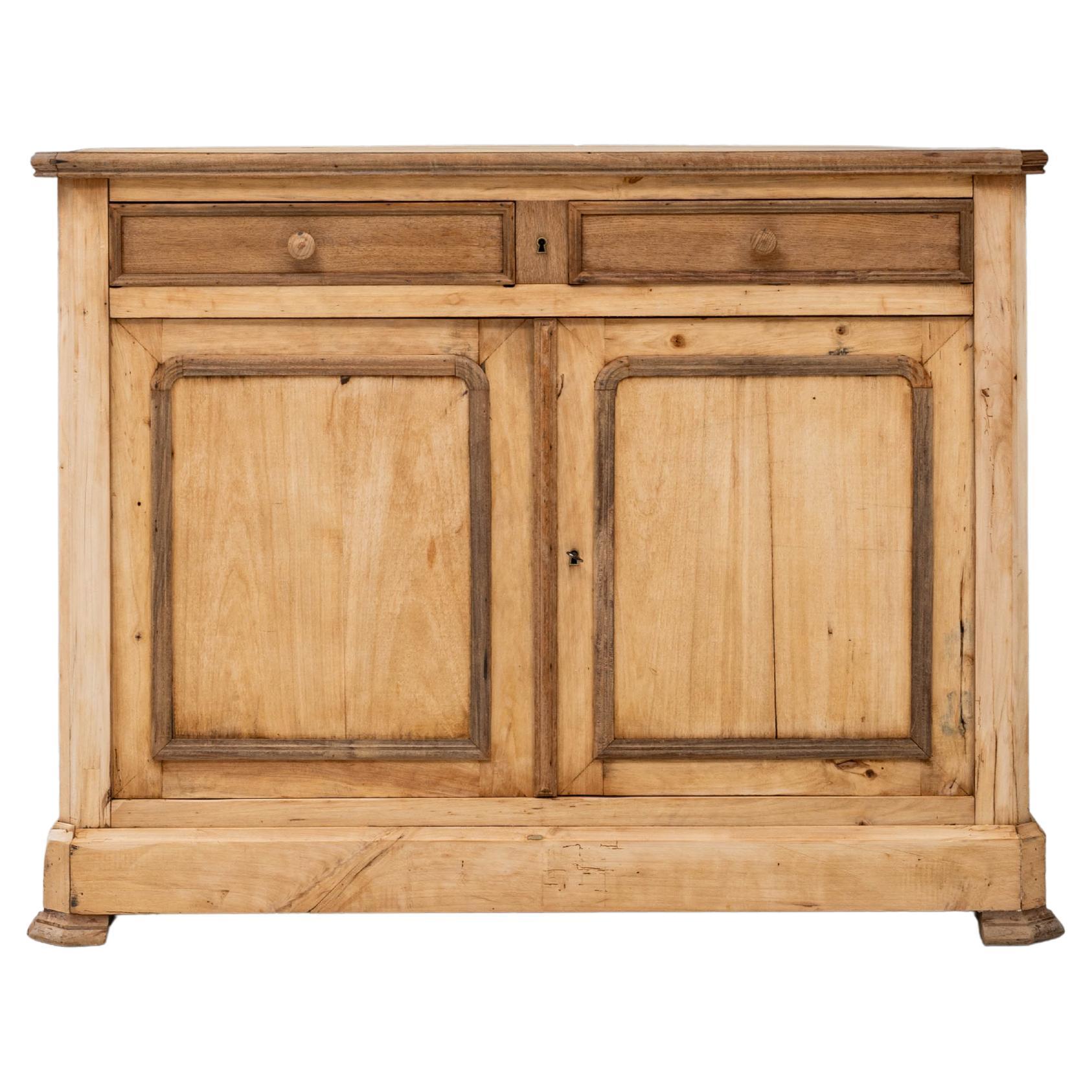 Buffet in legno della provincia francese del XIX secolo