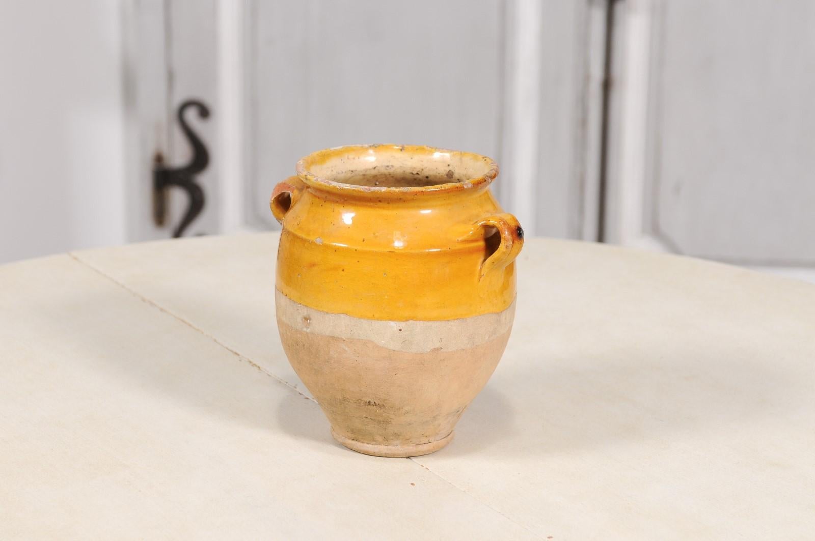 19th Century French Provincial Yellow Glazed, Double Handles Pot à Confit 1
