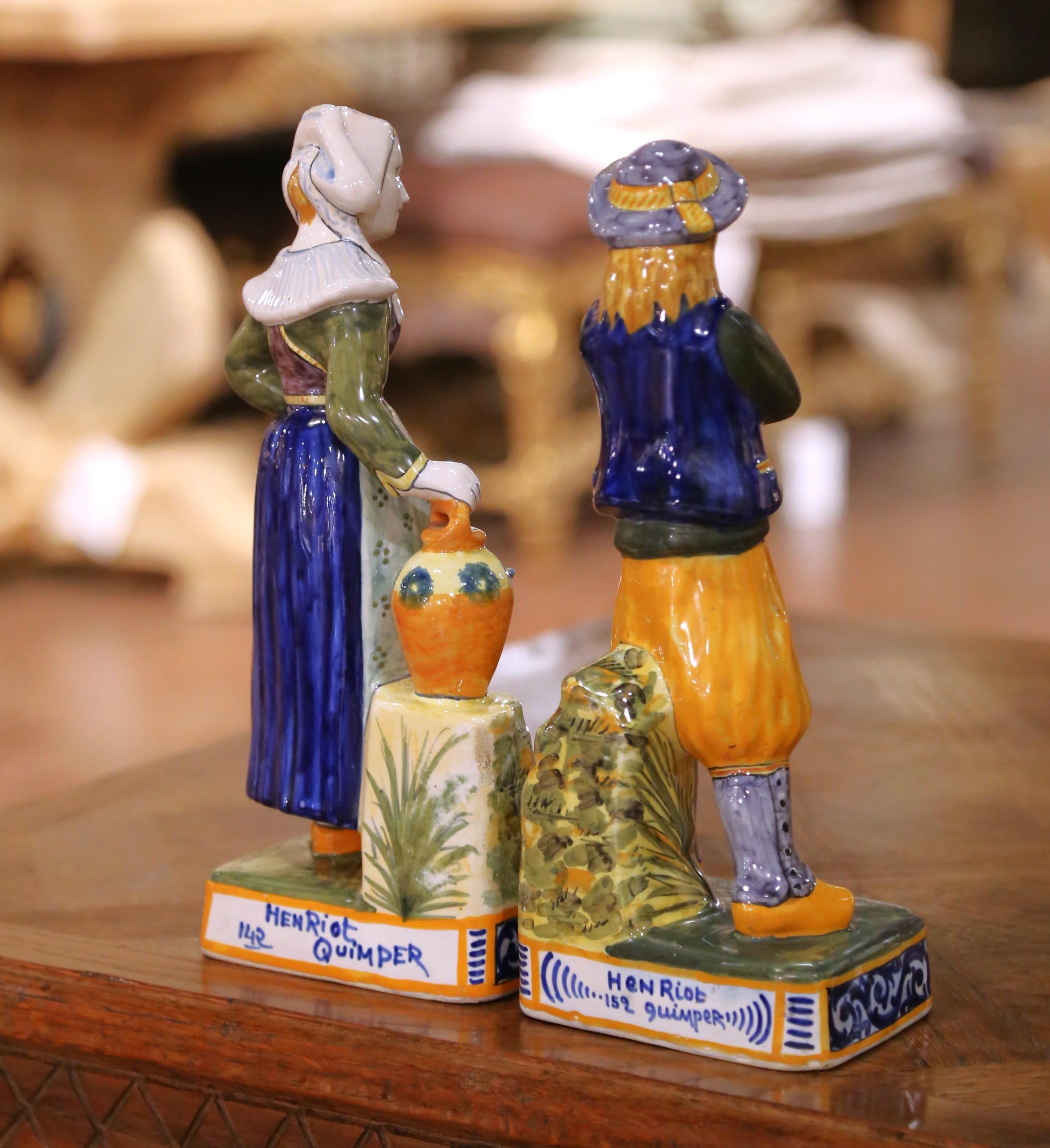 19. Jahrhundert Französisch Quimper Fayence Perrik und Anaik Breton Figuren im Angebot 9