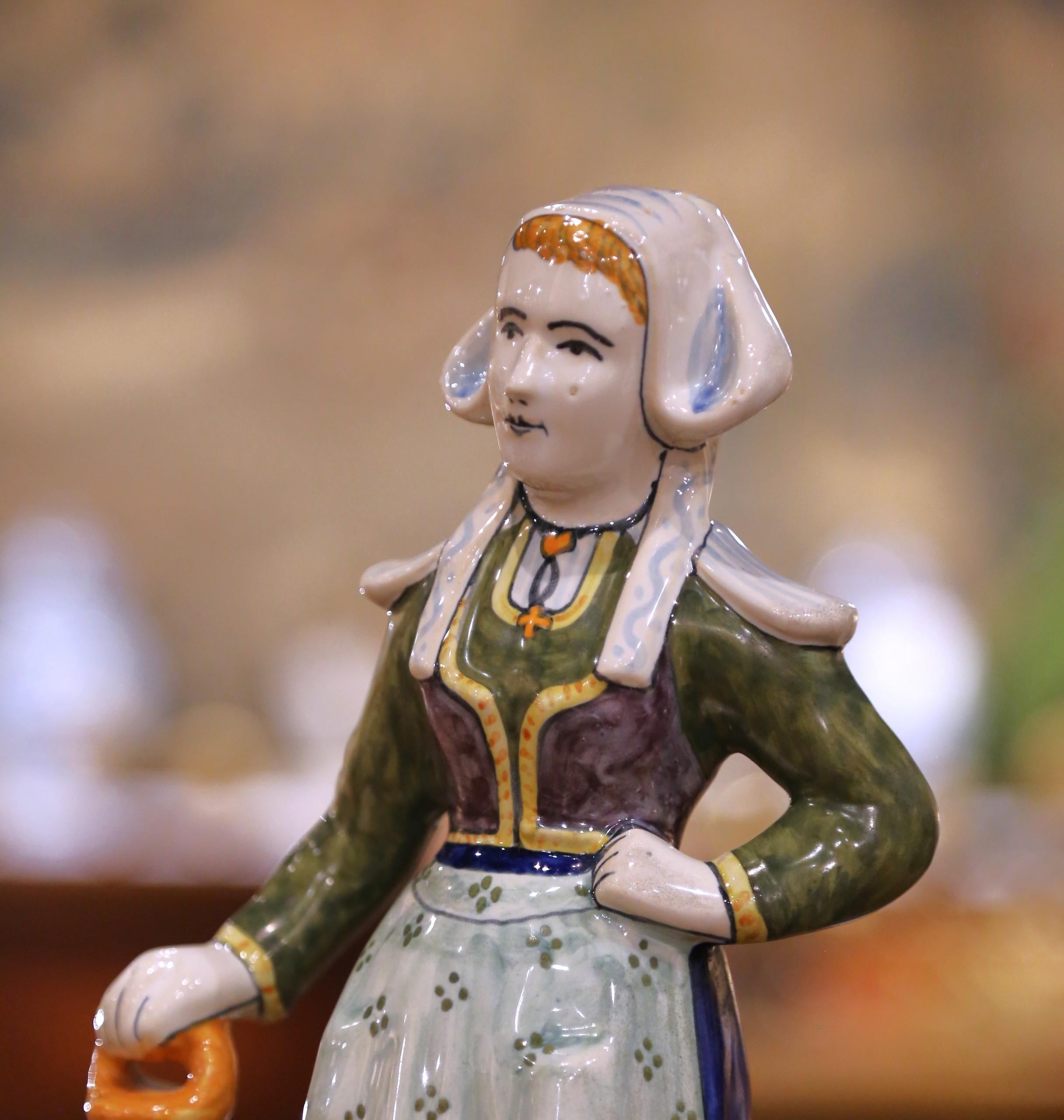 19. Jahrhundert Französisch Quimper Fayence Perrik und Anaik Breton Figuren im Angebot 2