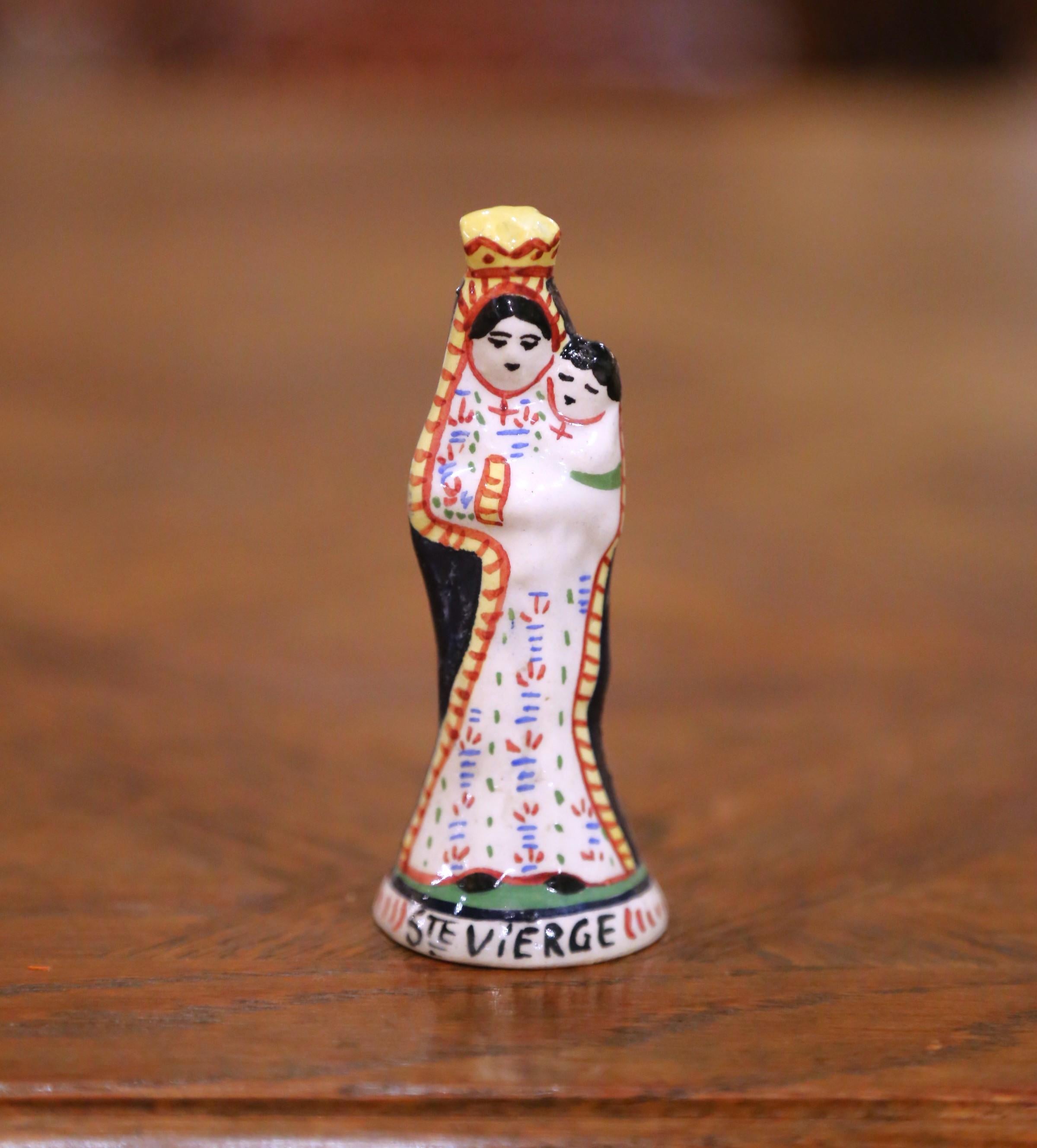 19th Century French Quimper Faience Virgin Mary and St. Anne Figures, Set of Six en venta 3