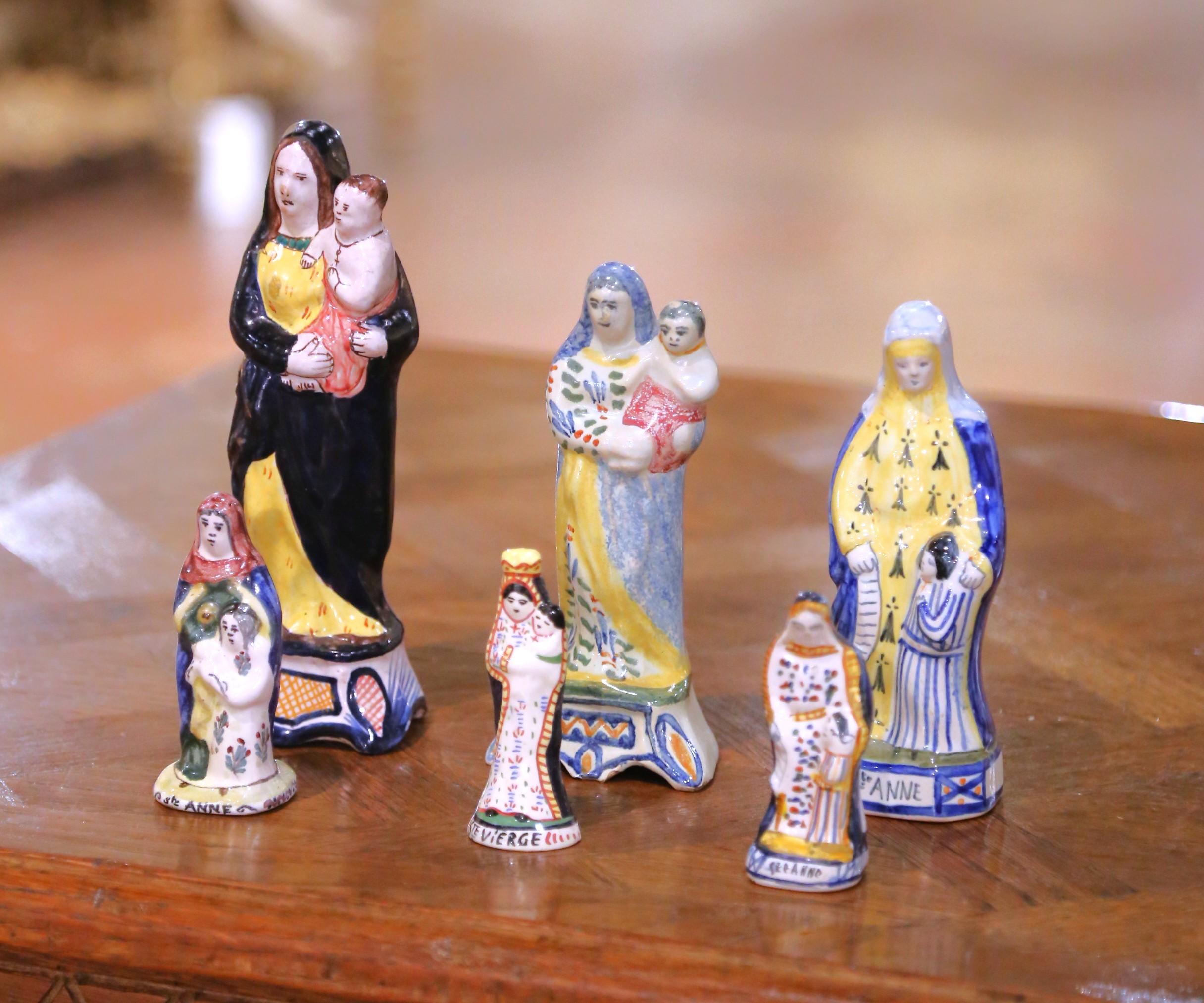 19th Century French Quimper Faience Virgin Mary and St. Anne Figures, Set of Six en Excelente estado para la venta en Dallas, TX