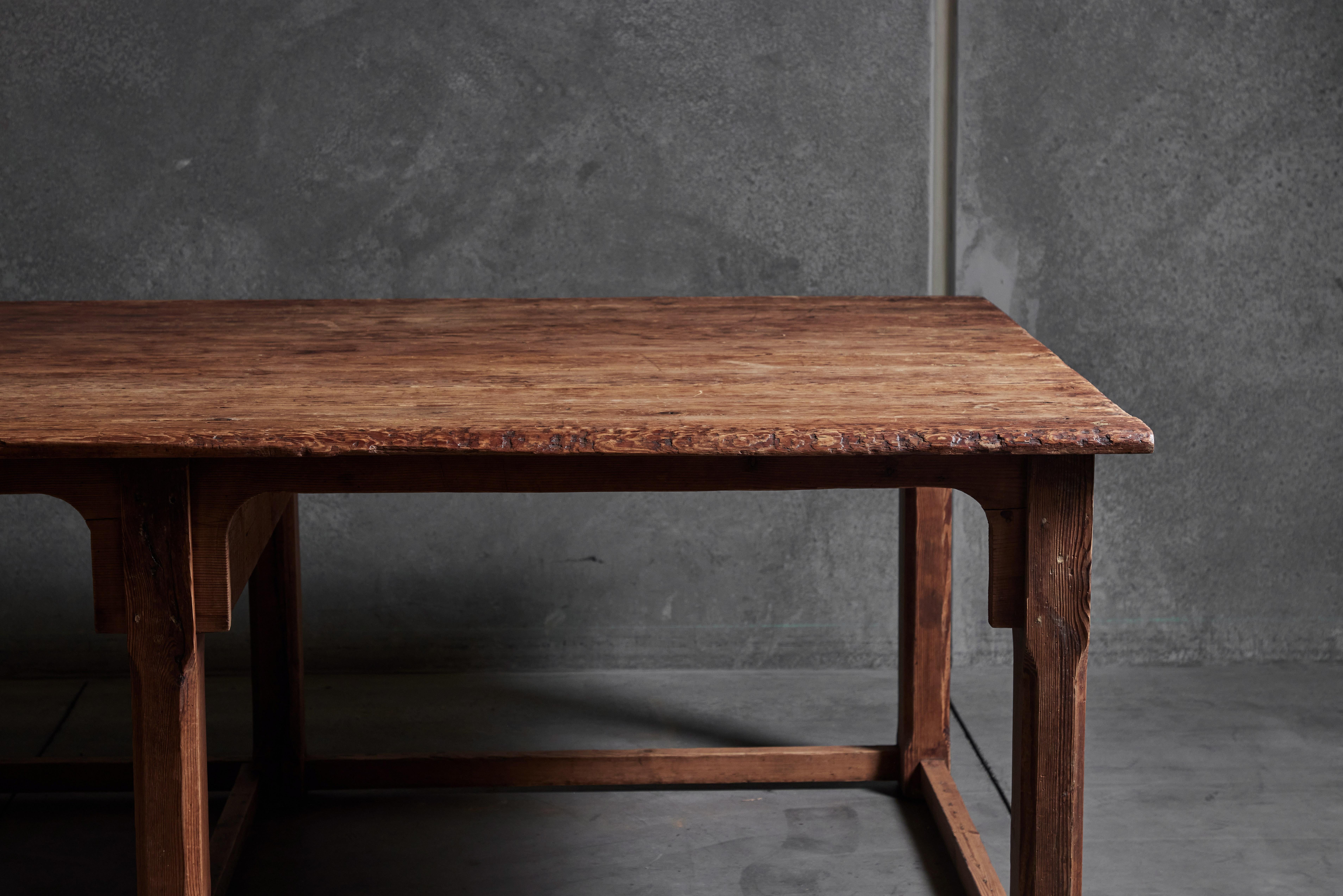 19th Century French Refectory Table In Good Condition For Sale In Los Angeles, CA