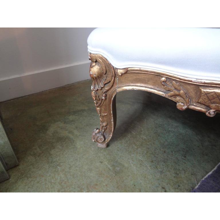 19th Century French Regence Style Giltwood Marquise For Sale 1