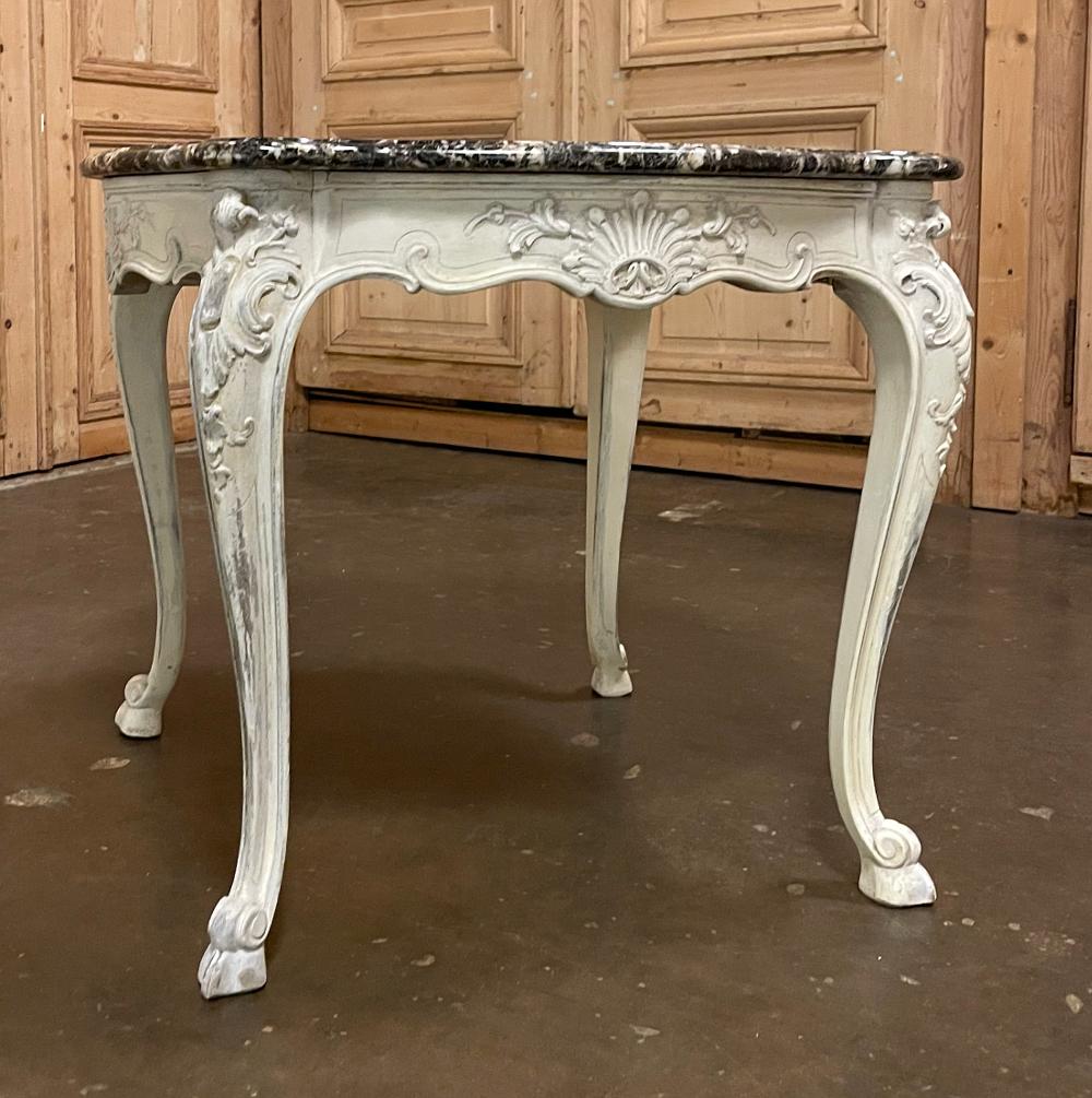 Marbre Table de style Régence française du 19ème siècle avec plateau en marbre peint en vente