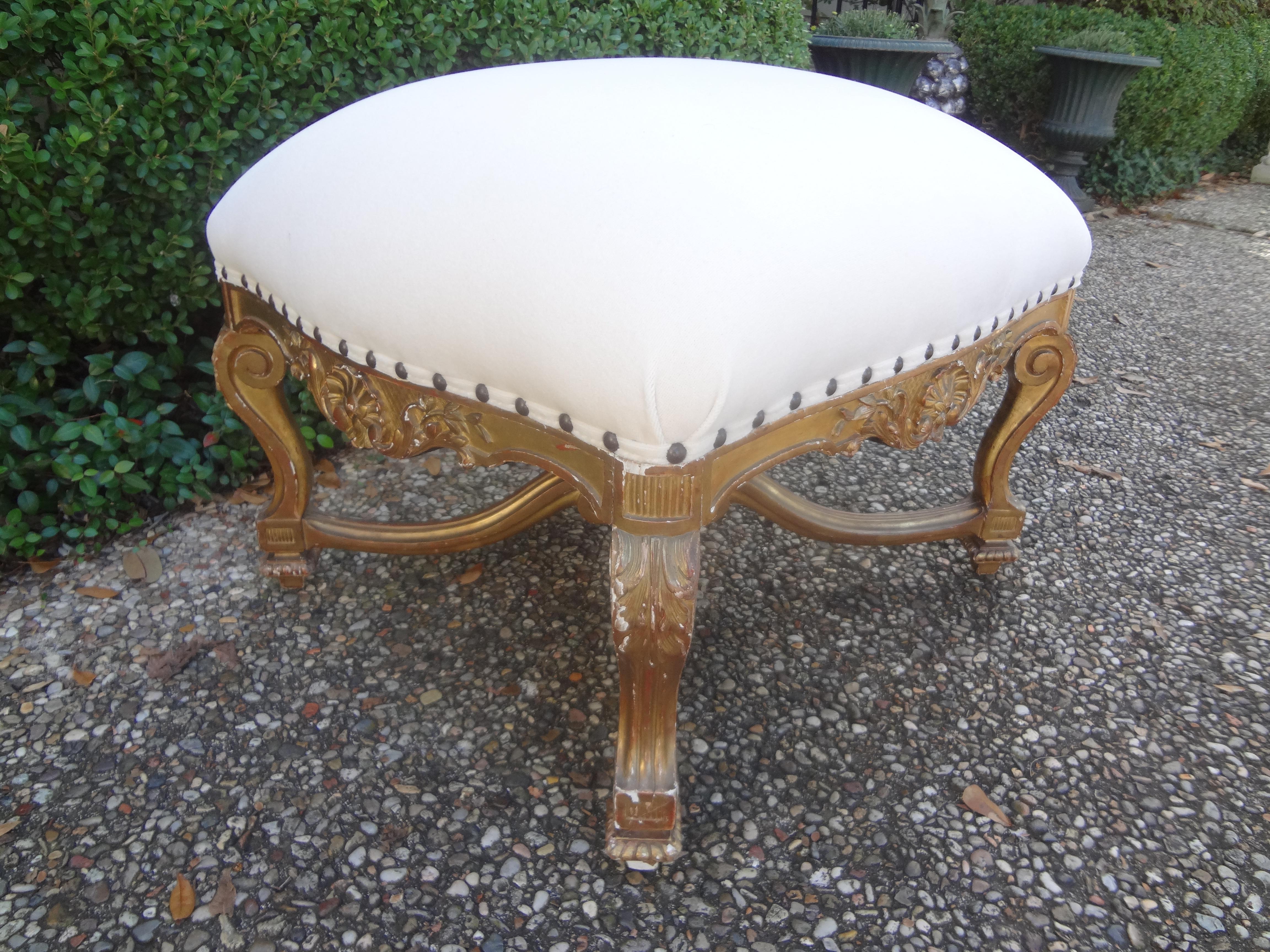 Régence 19th Century French Regence Style Giltwood Bench For Sale