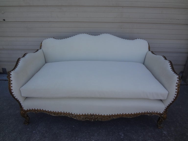19th Century French Régence Style Giltwood Loveseat or Sofa In Good Condition For Sale In Houston, TX